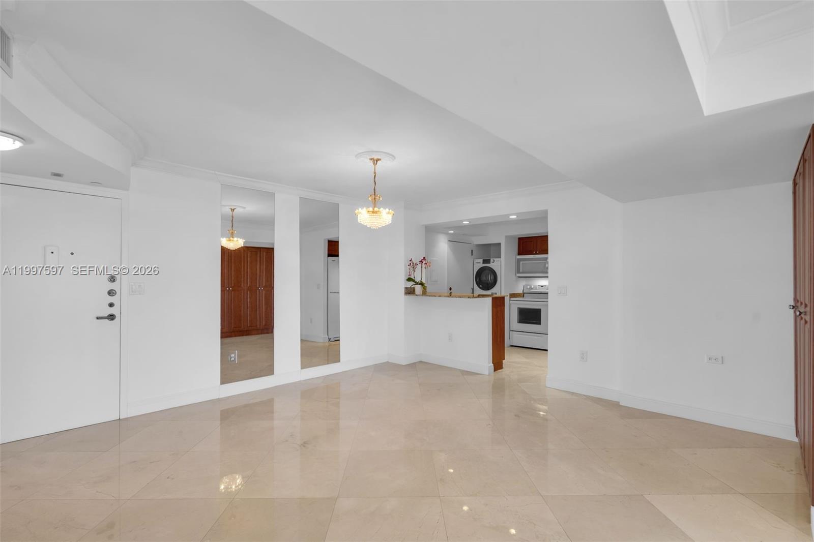 2333 Brickell Ave # 1109