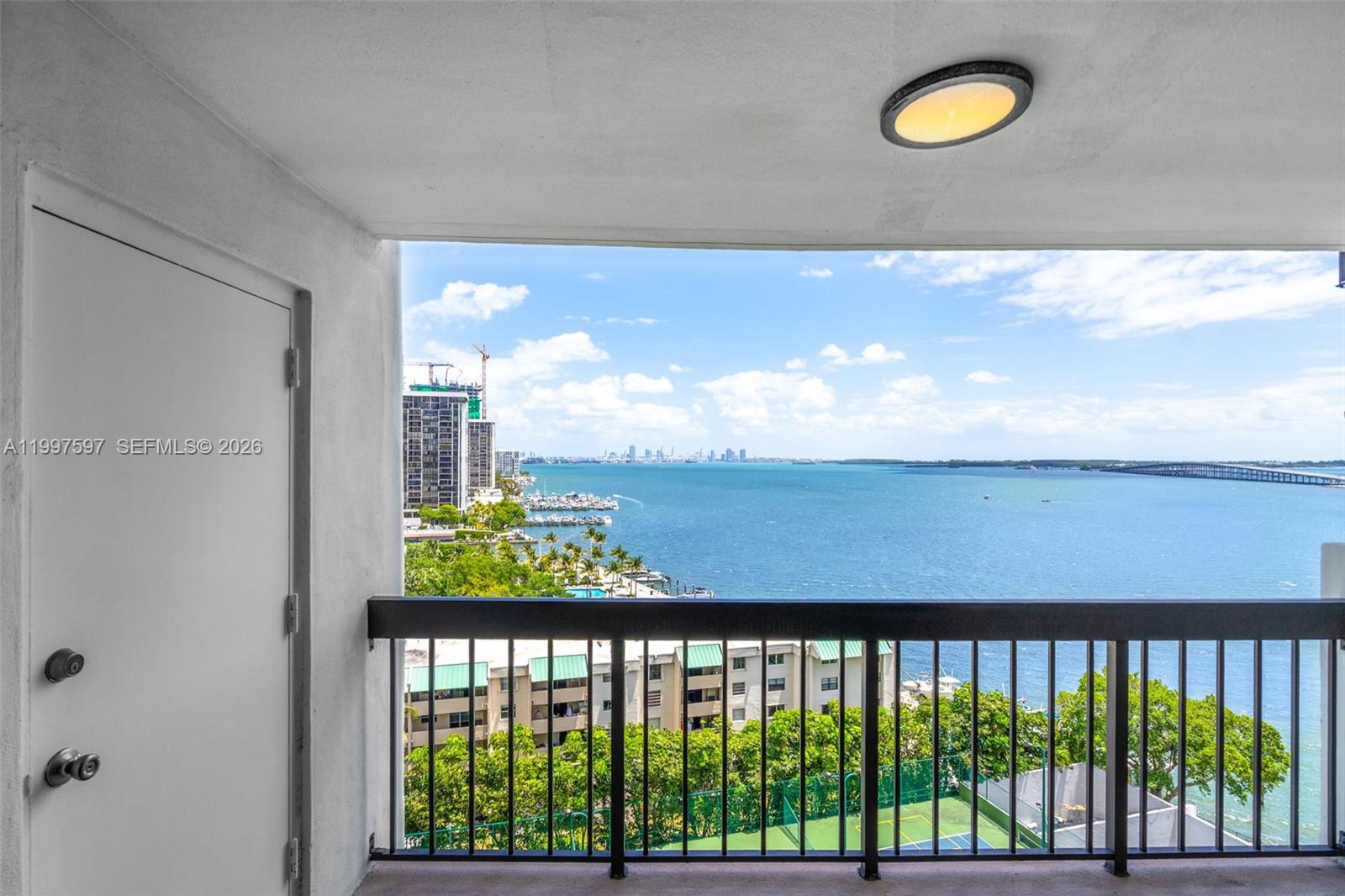 2333 Brickell Ave # 1109