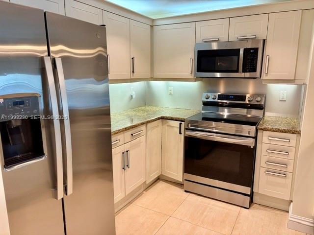 7270 SW 88th St # B306