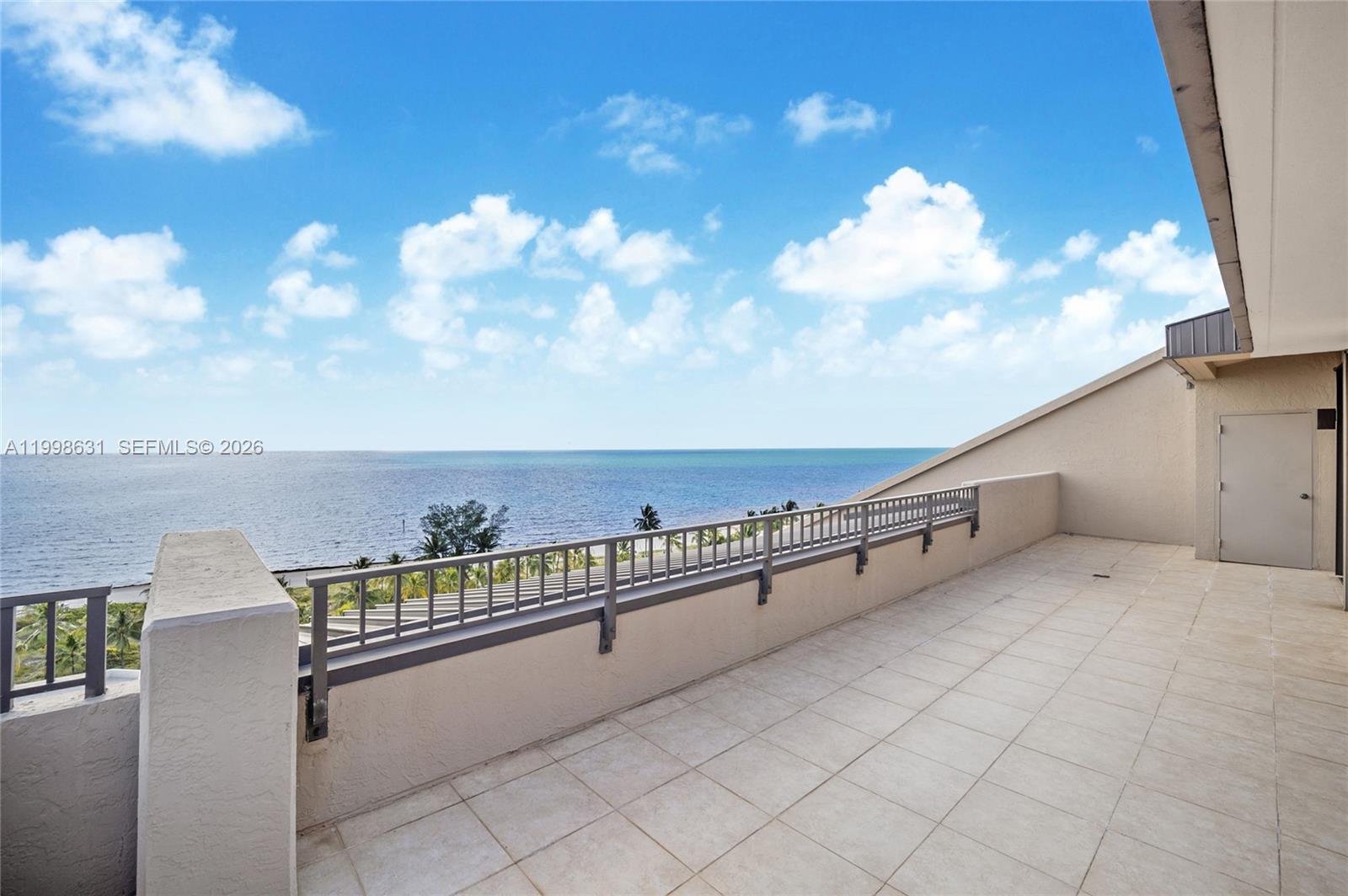 251 Crandon Blvd # 1037