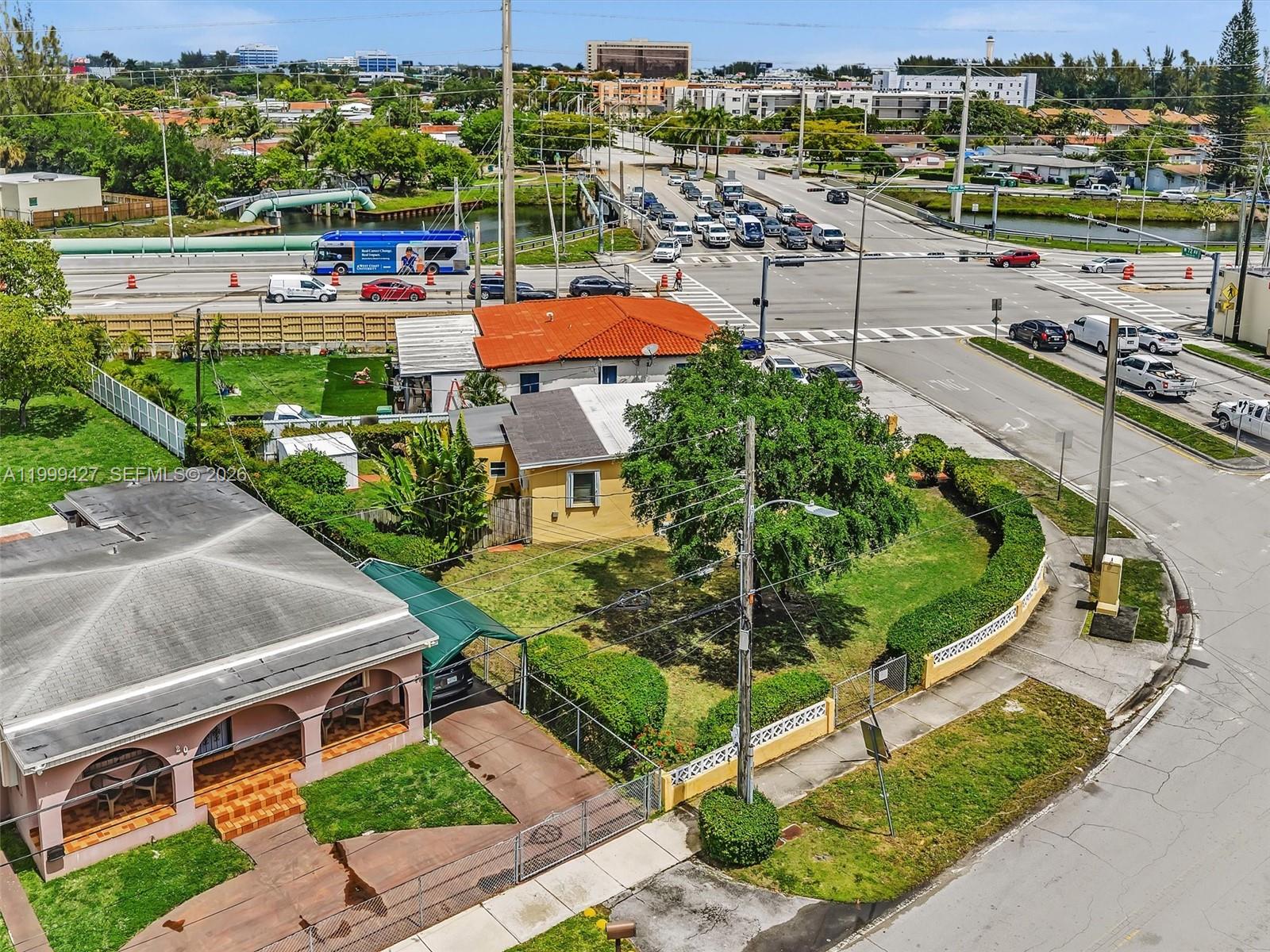 10 SW 72nd Ave
