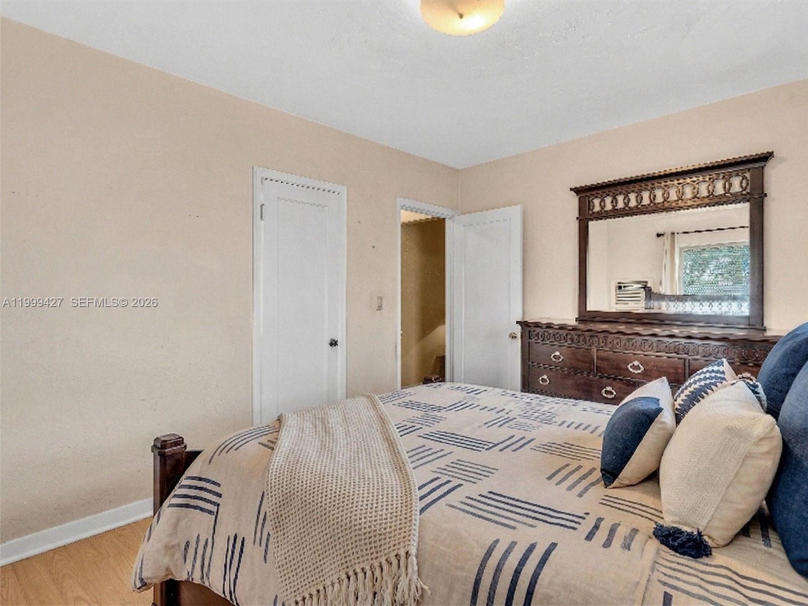 10 SW 72nd Ave
