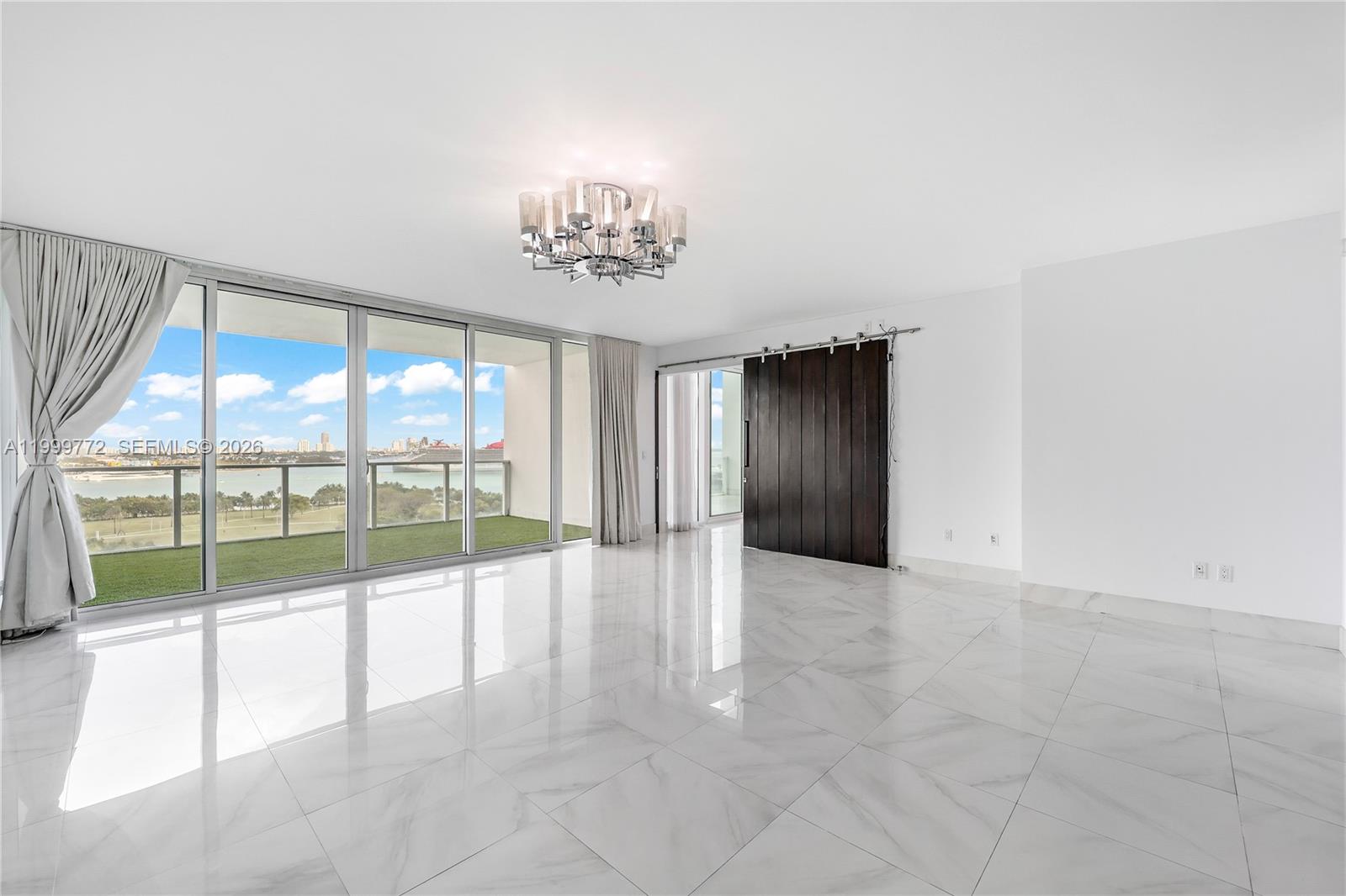 1040 Biscayne Blvd # 1001