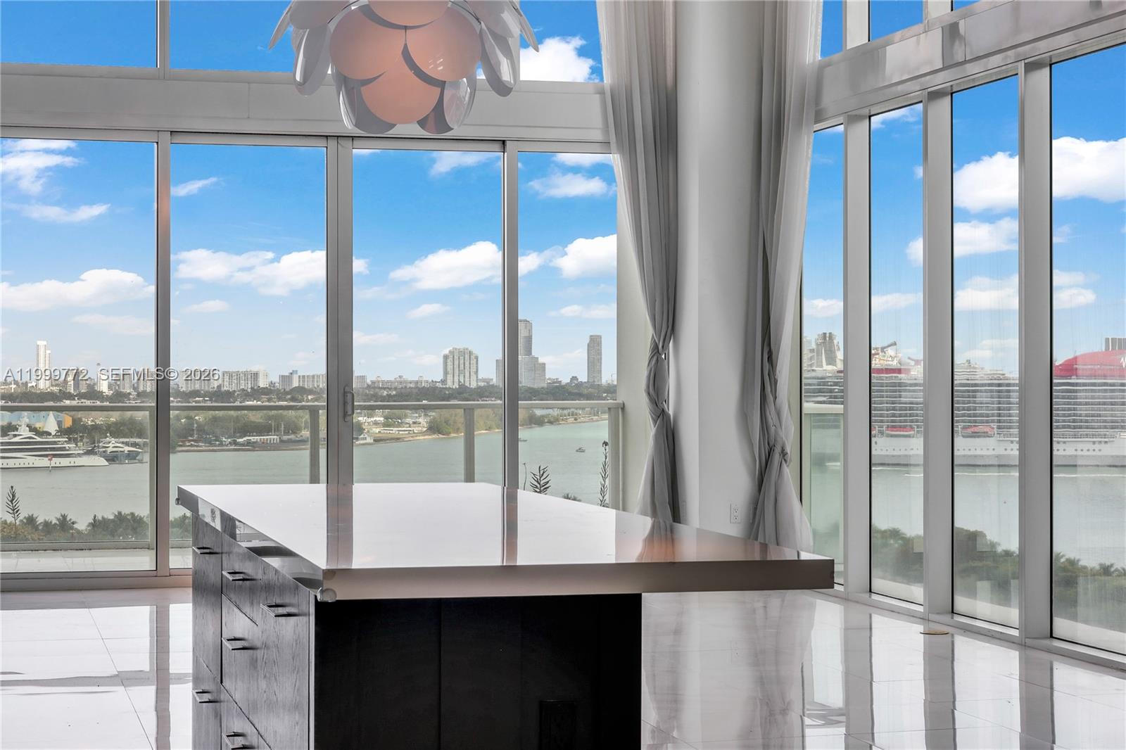 1040 Biscayne Blvd # 1001