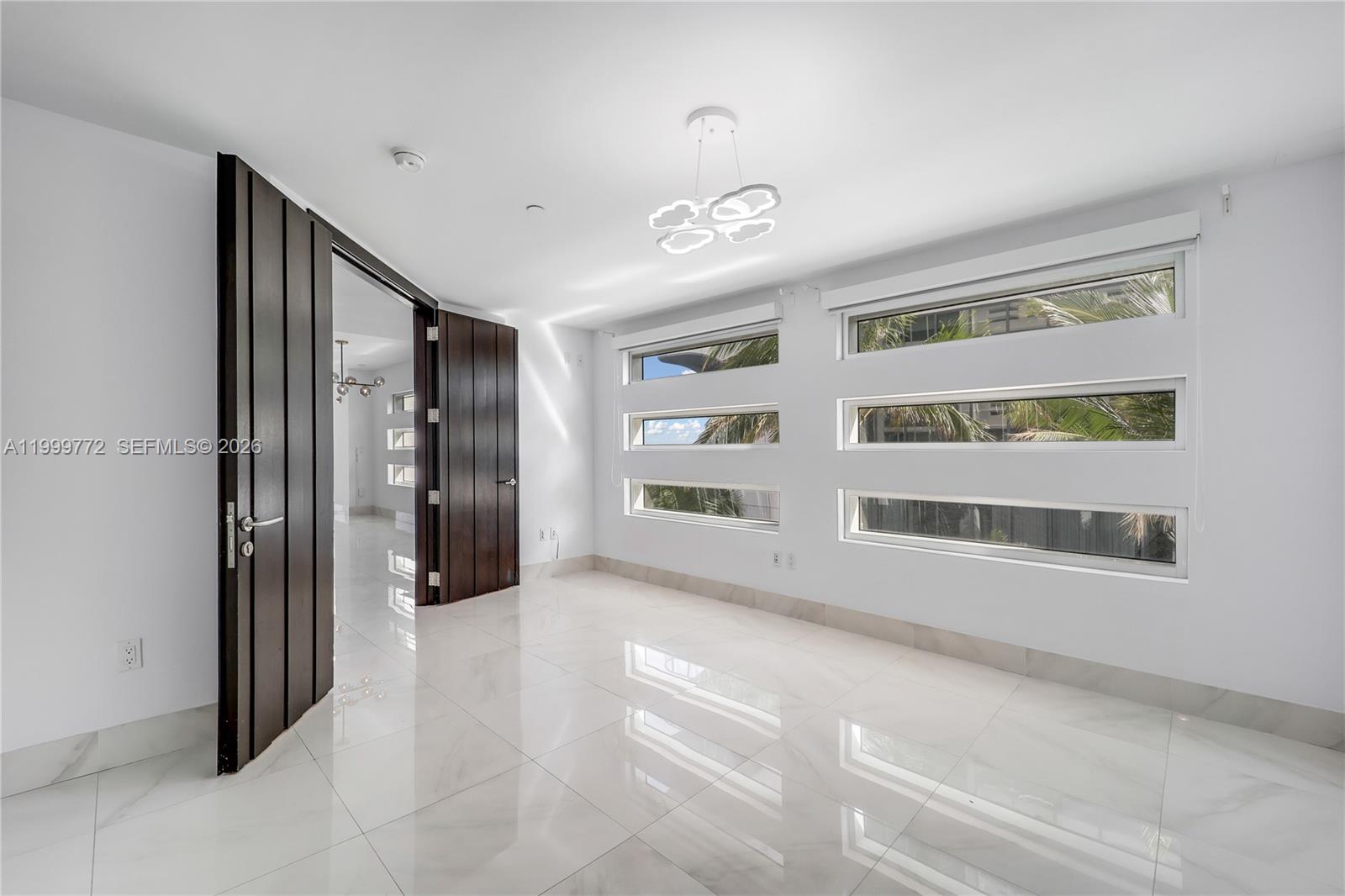 1040 Biscayne Blvd # 1001