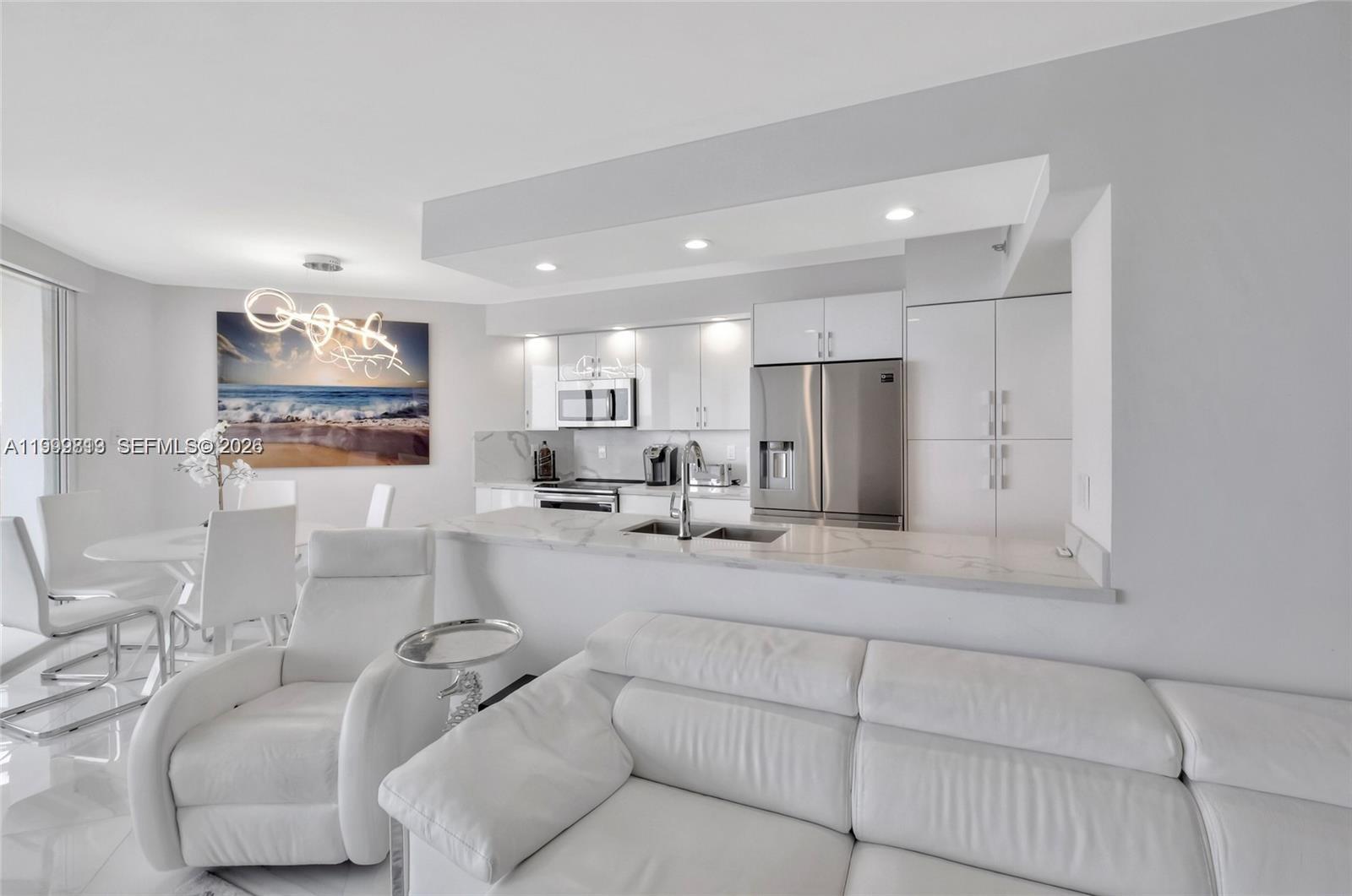 16425 Collins Ave # 1612