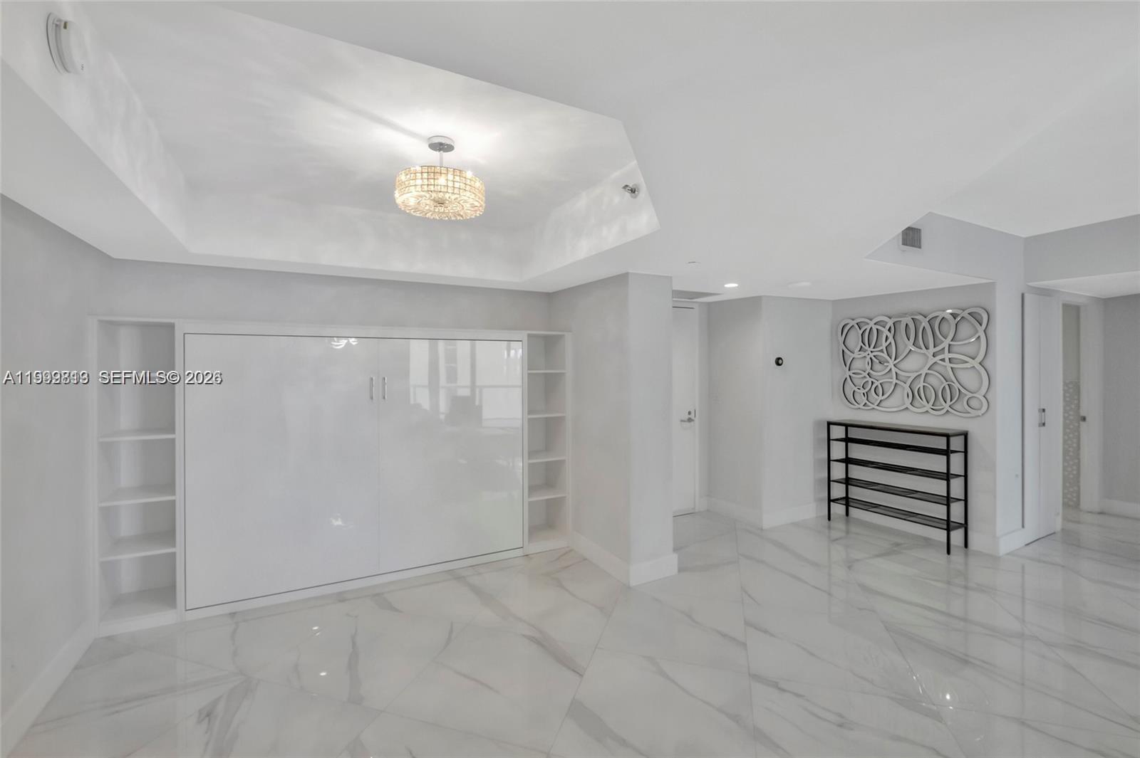16425 Collins Ave # 1612