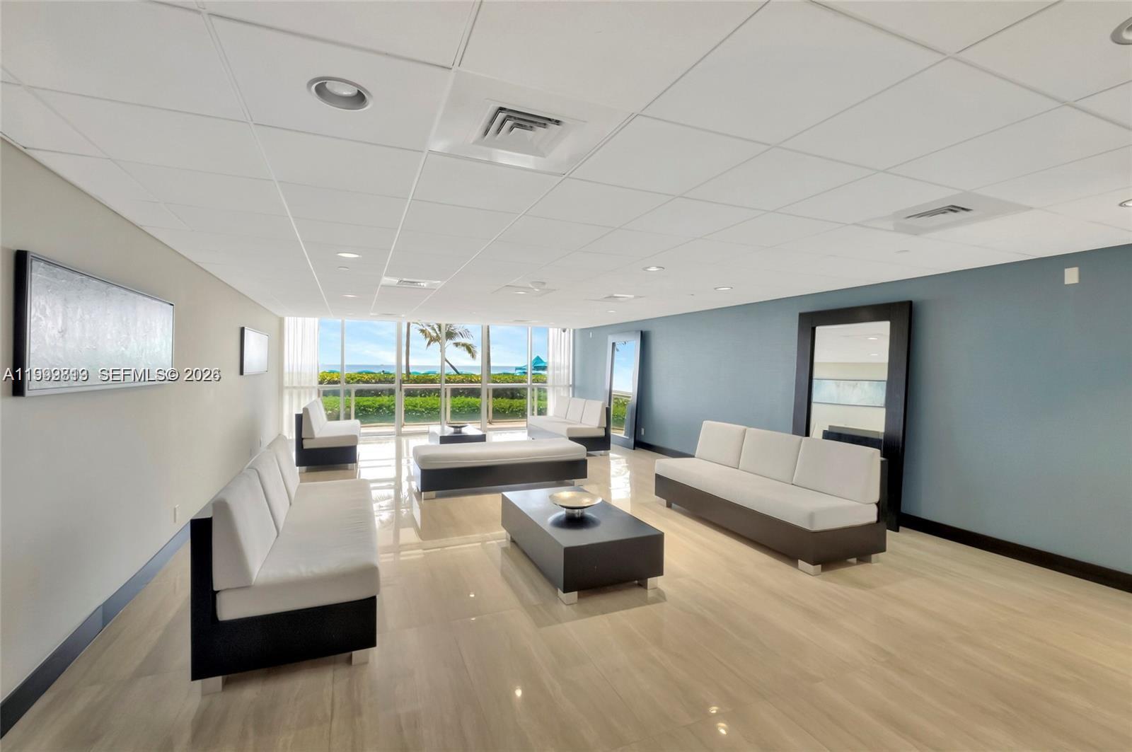 16425 Collins Ave # 1612