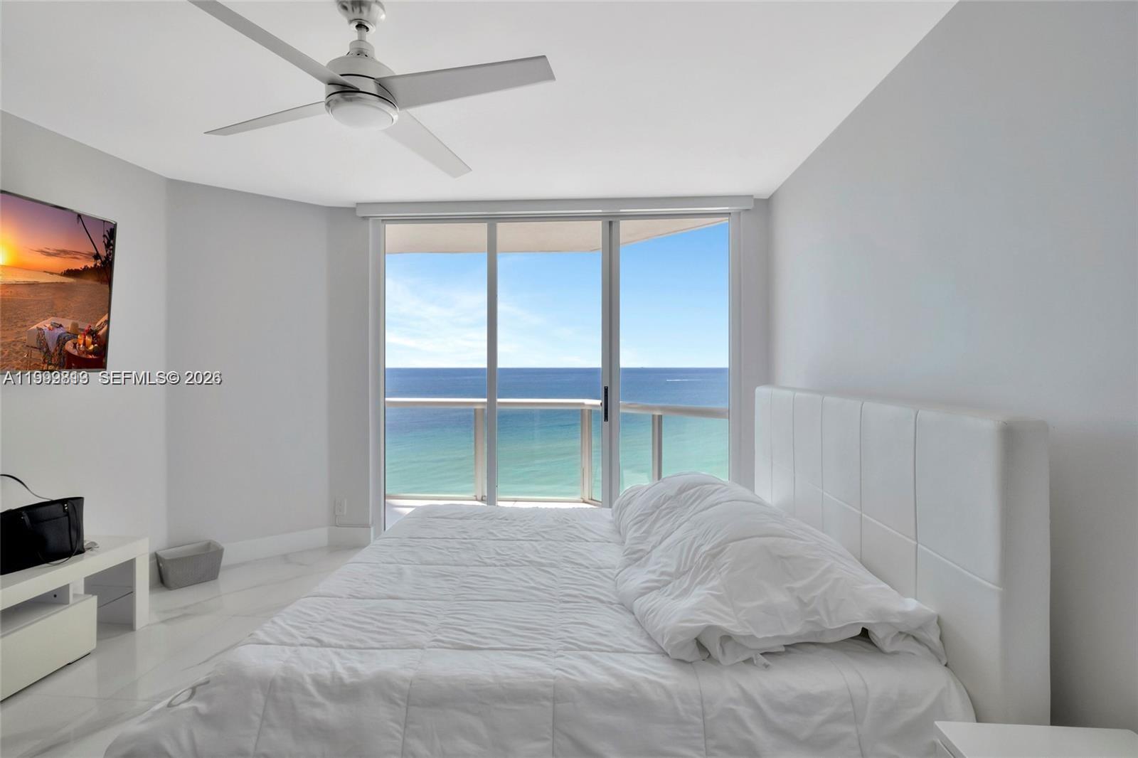 16425 Collins Ave # 1612