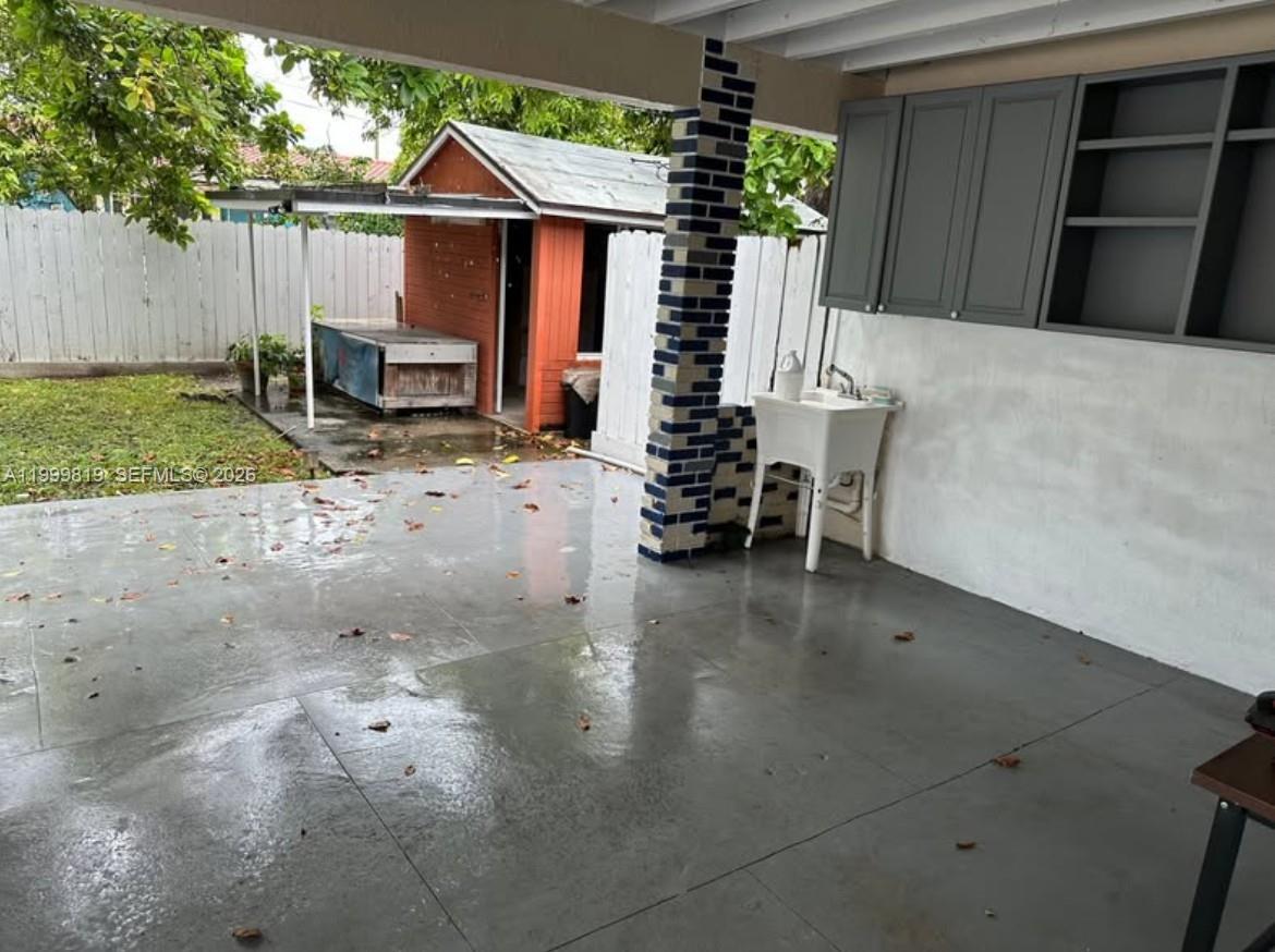 9021 SW 30th Ter