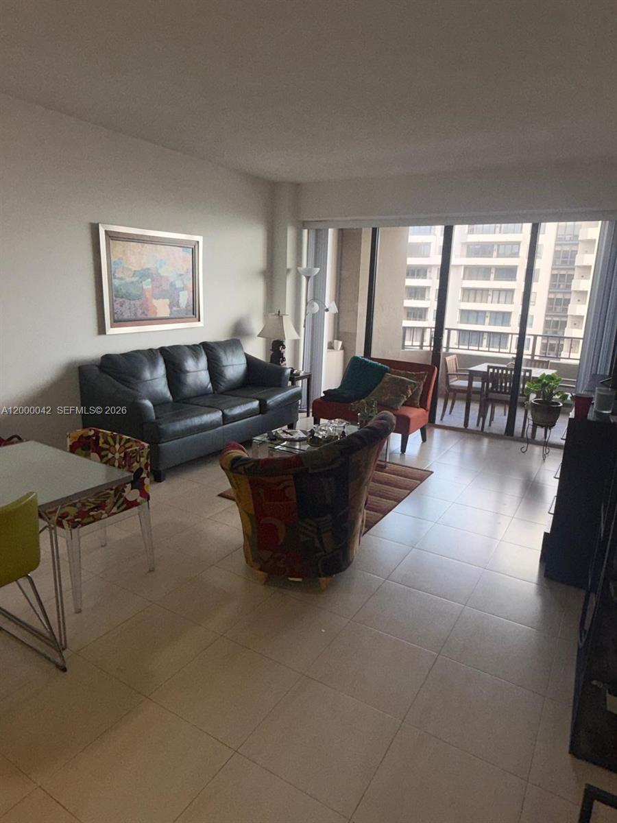 201 Crandon Blvd # 932