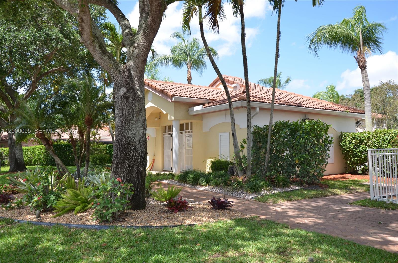 3844 NW 63rd Ter