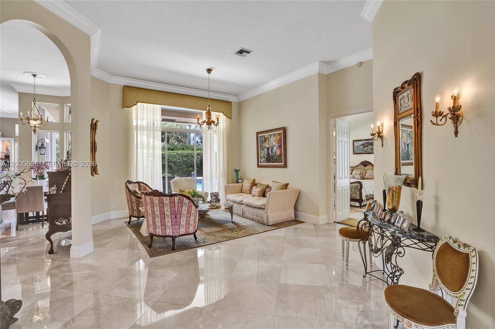10799 Maple Chase Dr