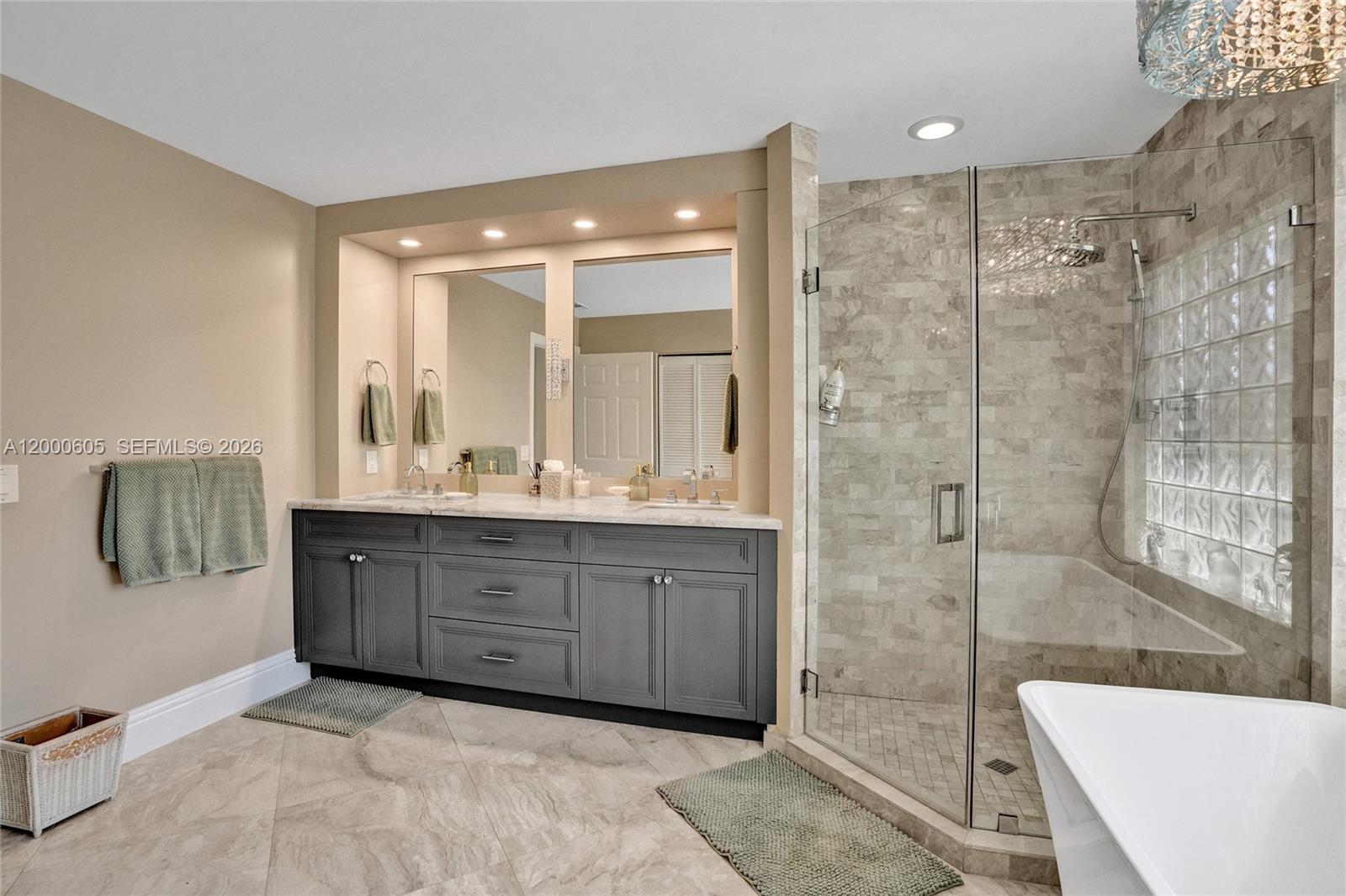 10799 Maple Chase Dr
