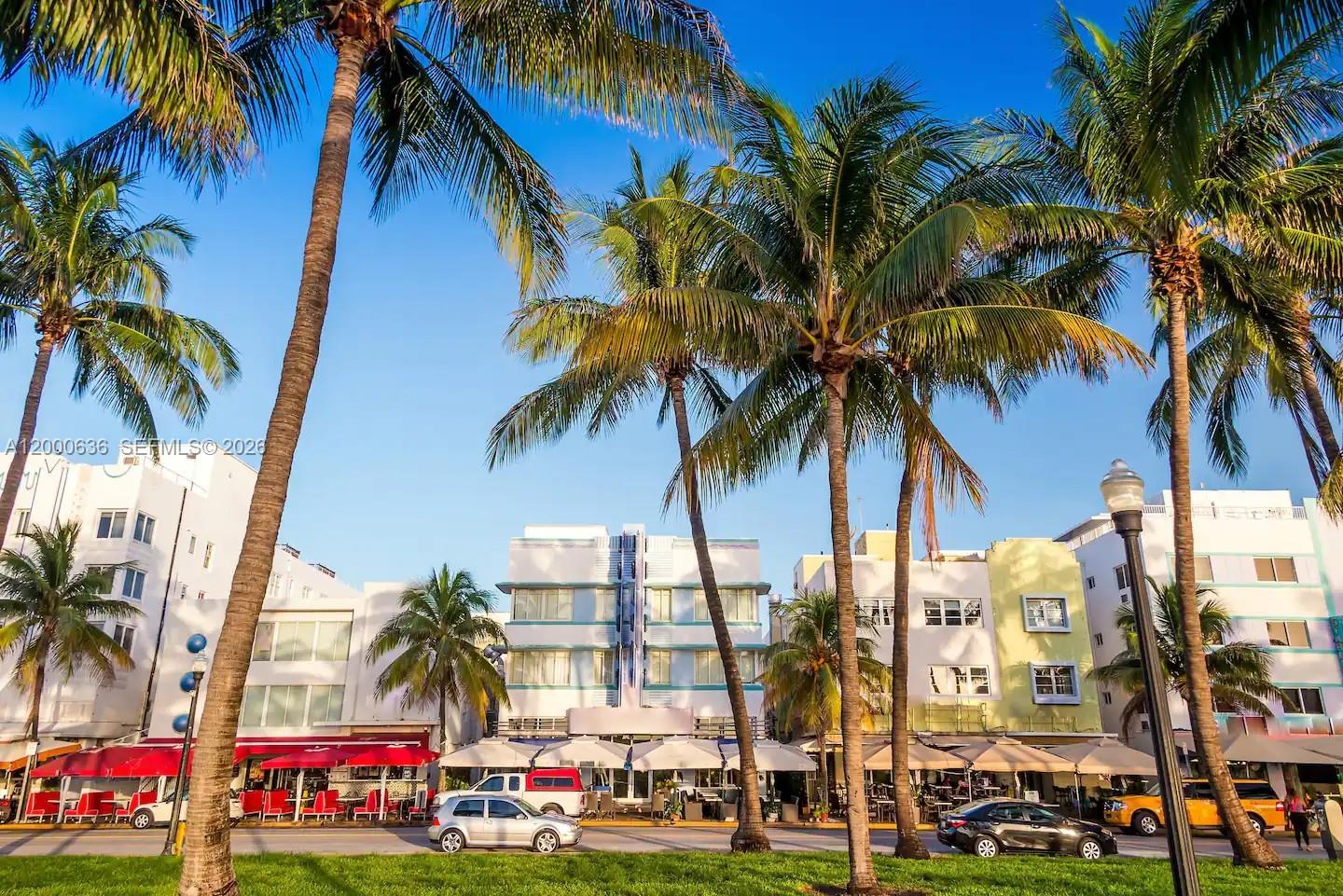 2615 Collins Ave # 37