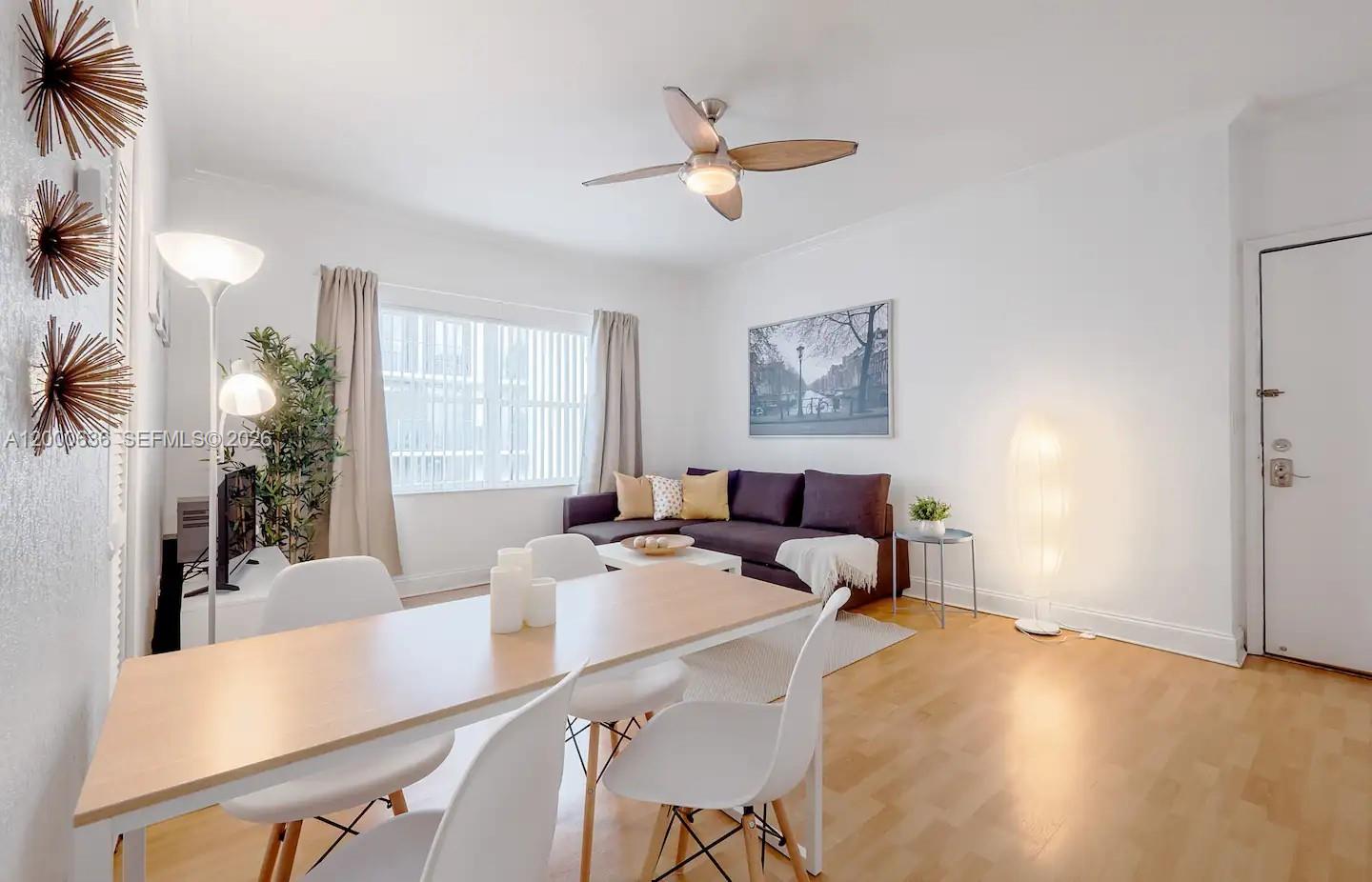 2615 Collins Ave # 37