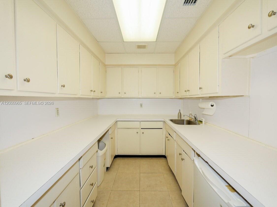 3113 Ponce De Leon Blvd