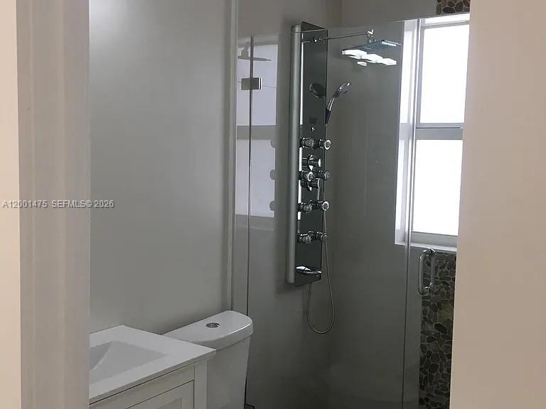 44 NW 10th Ave # 4