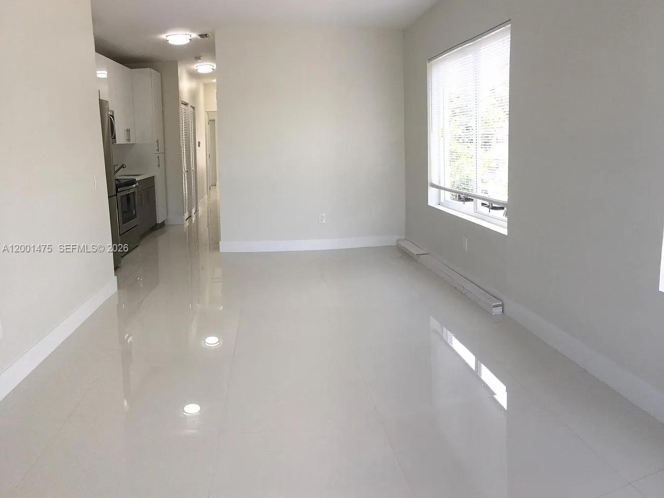 44 NW 10th Ave # 4