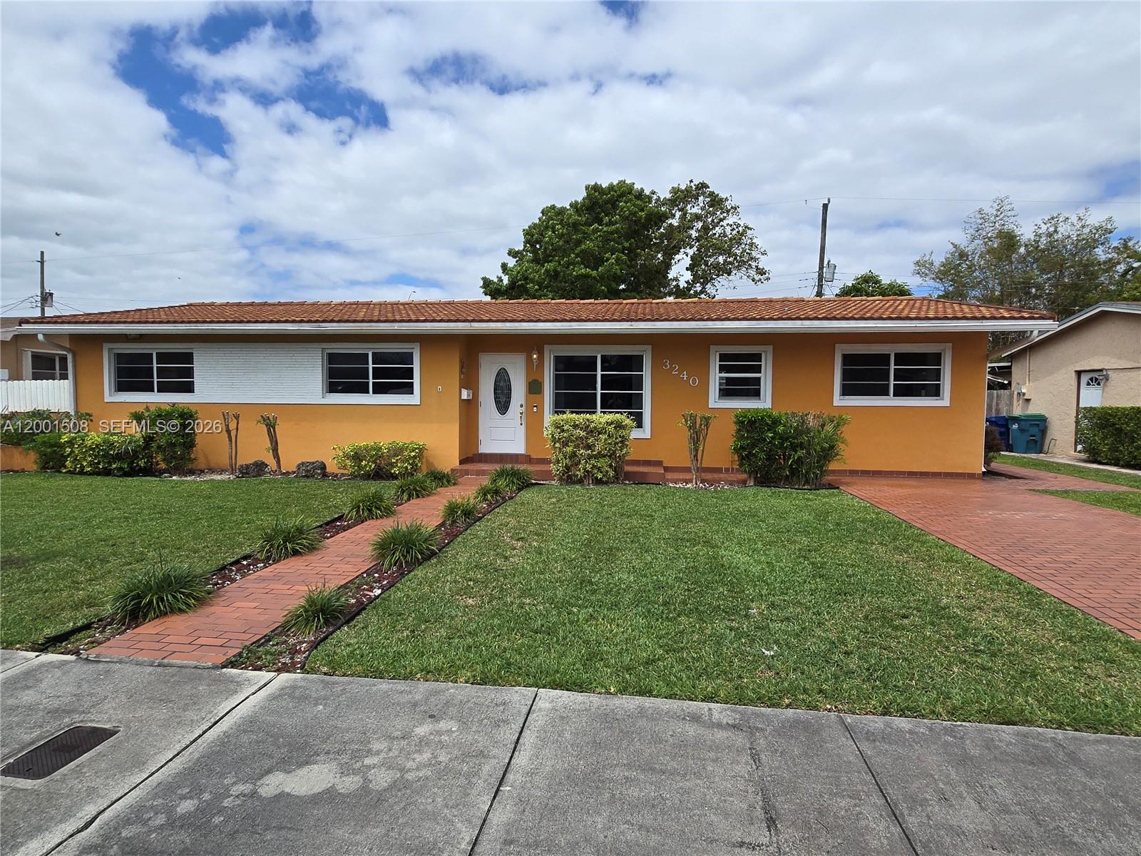 3240 SW 96th Ave