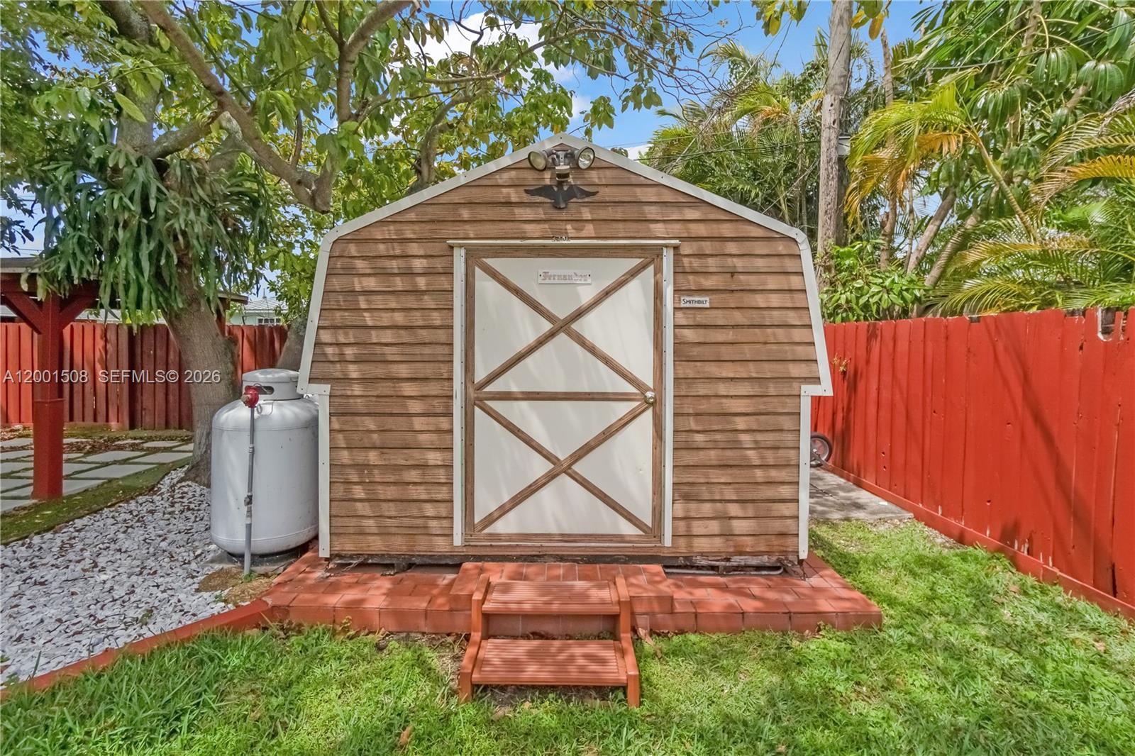 3240 SW 96th Ave