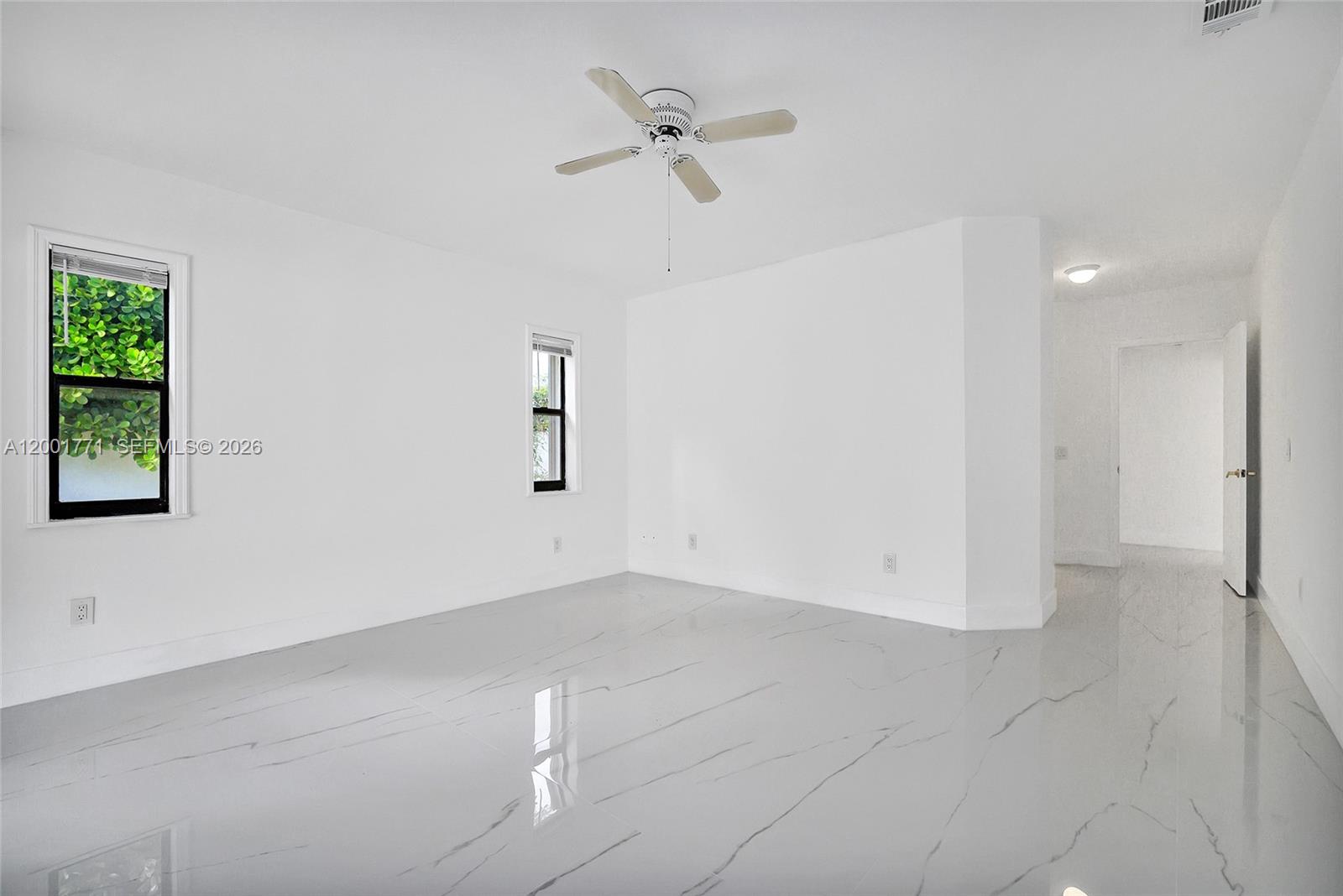 230 CRANWOOD DR