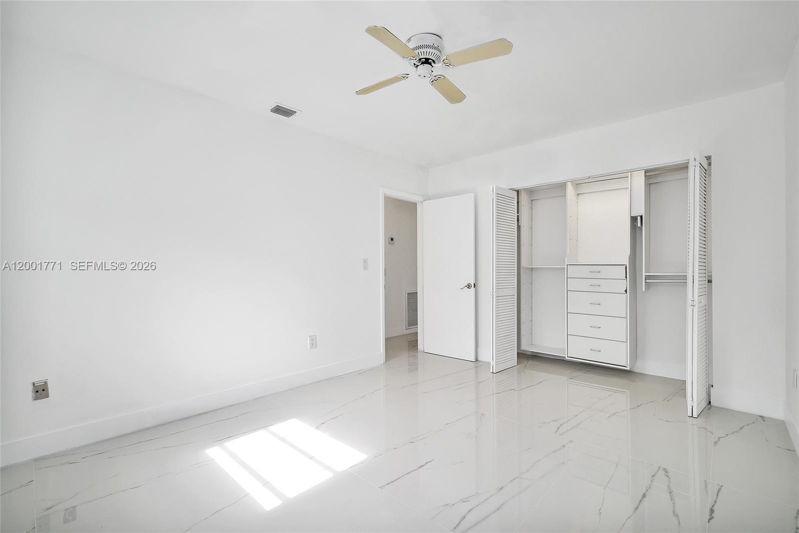 230 CRANWOOD DR
