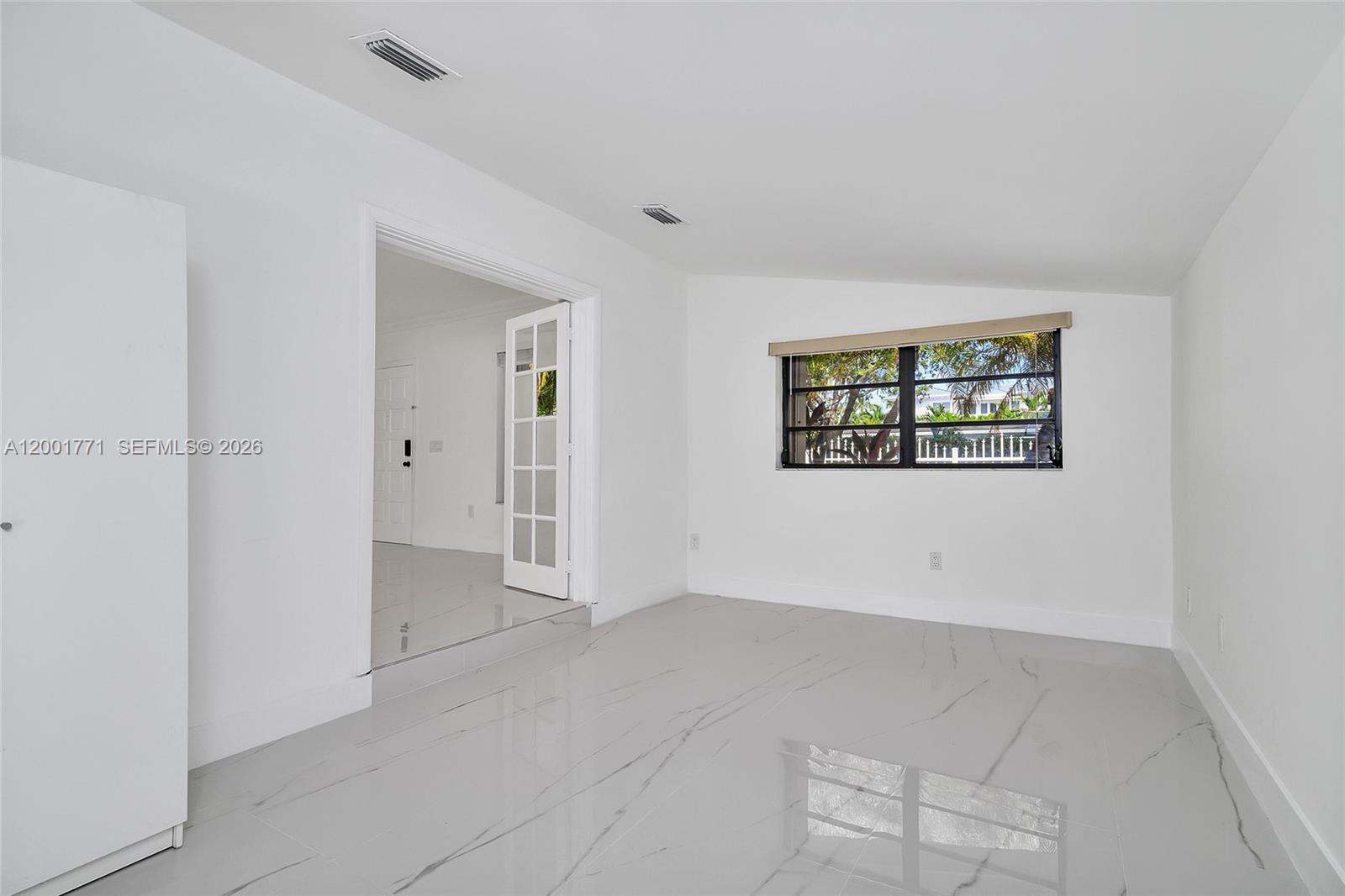 230 CRANWOOD DR