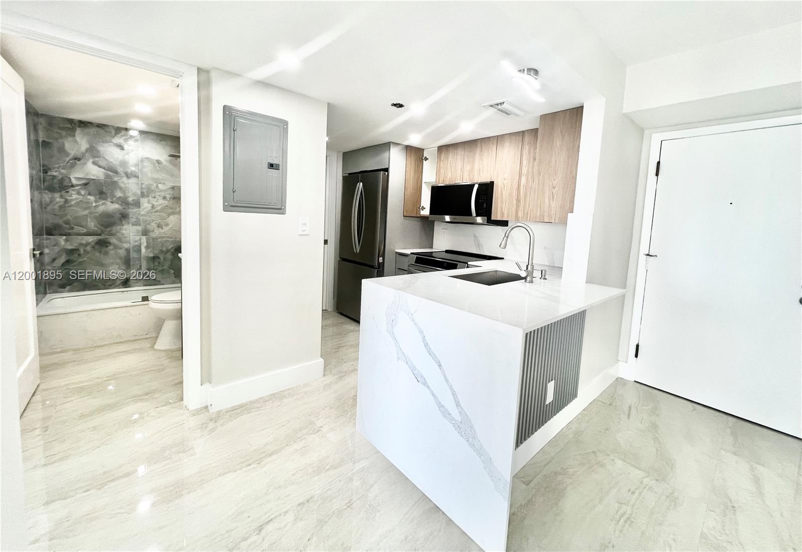 770 Claughton Island Dr # 2105