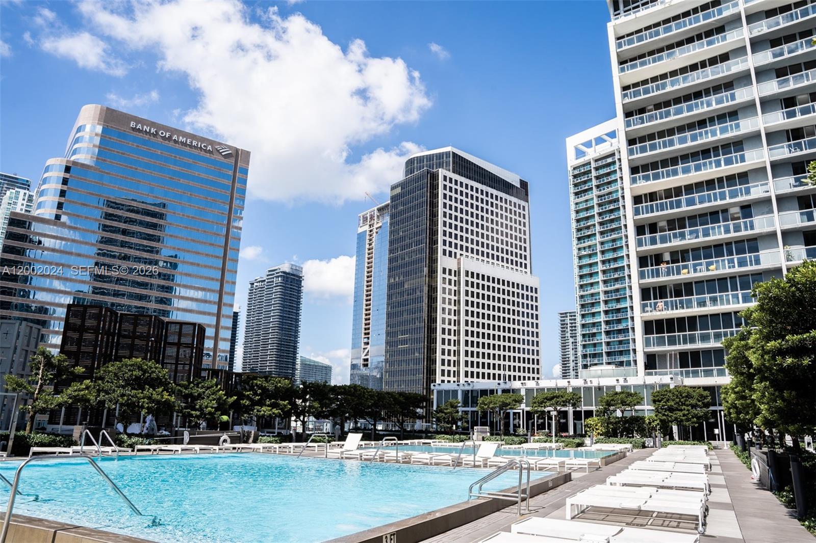 475 Brickell Ave # 2715