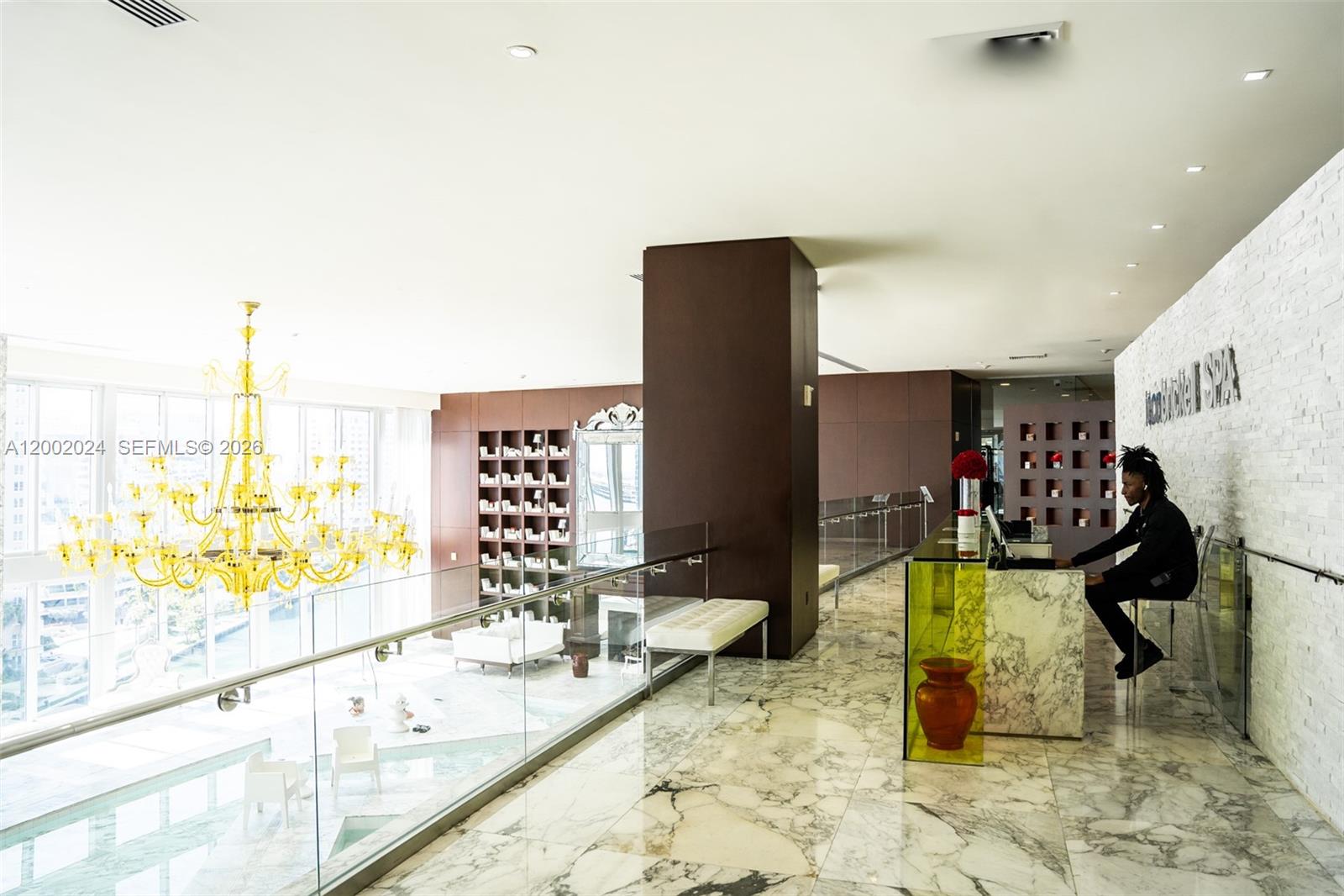 475 Brickell Ave # 2715