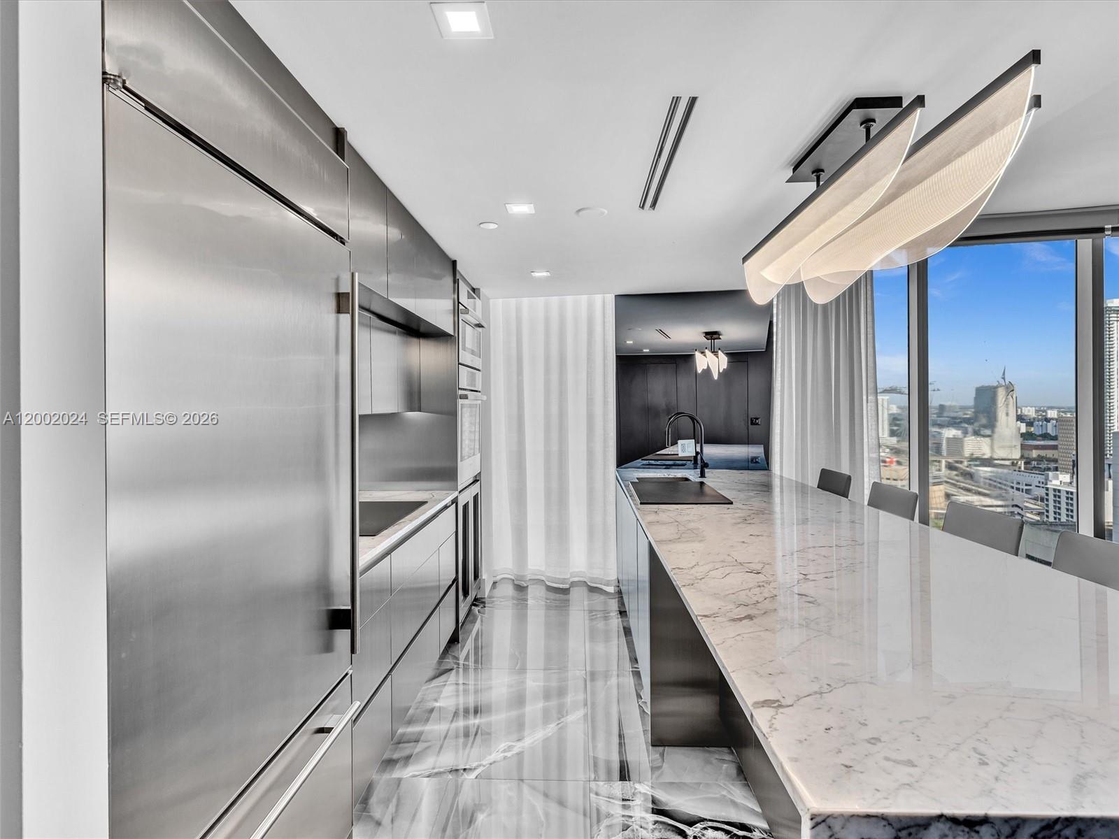 475 Brickell Ave # 2715