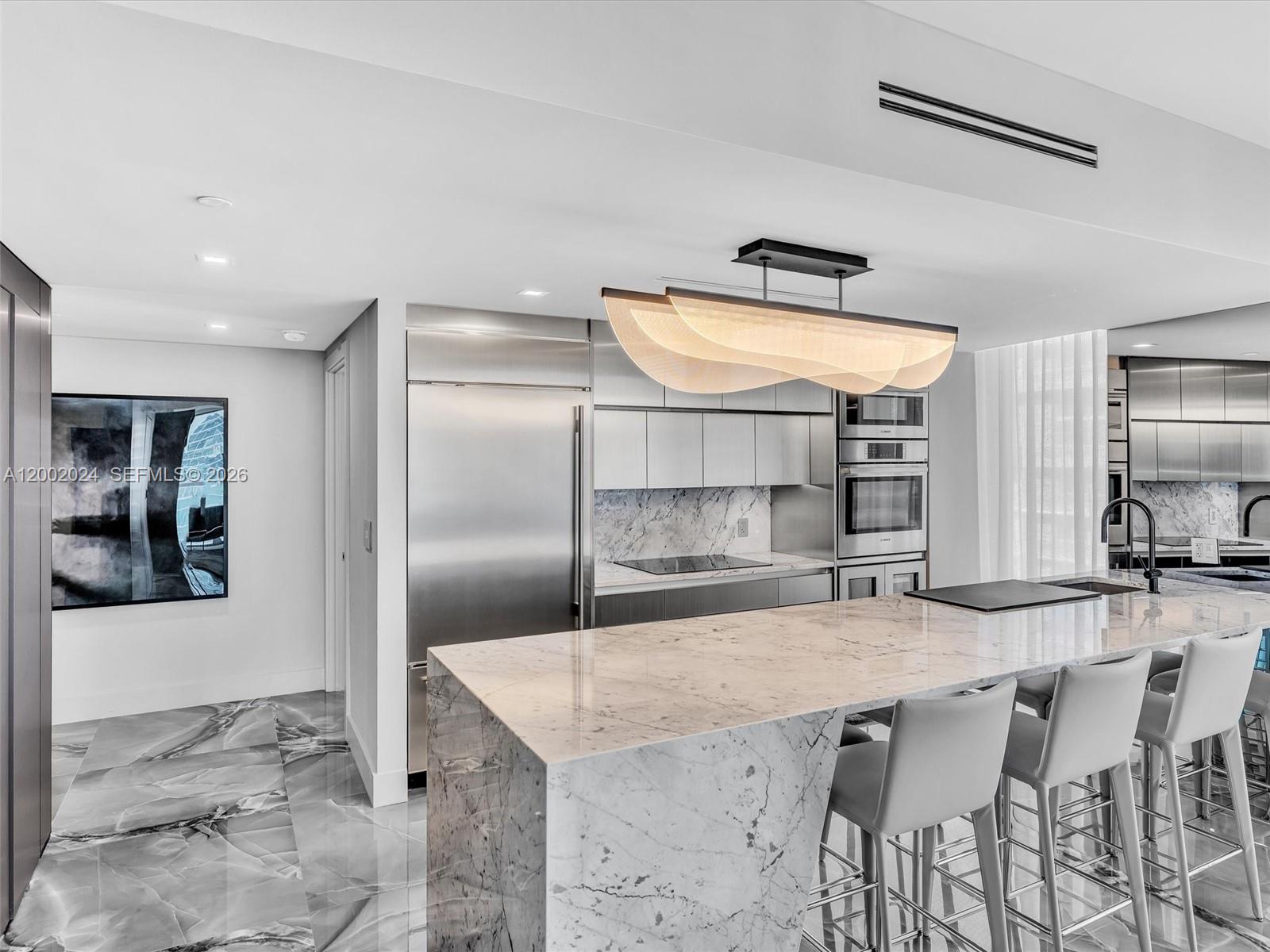 475 Brickell Ave # 2715