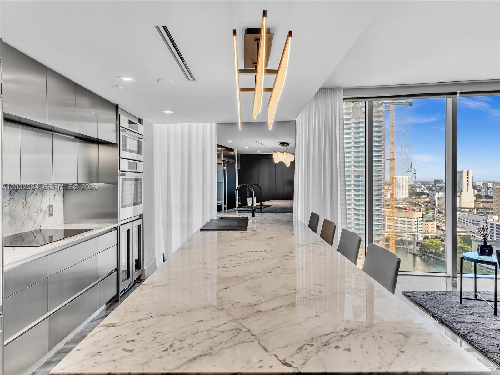 475 Brickell Ave # 2715