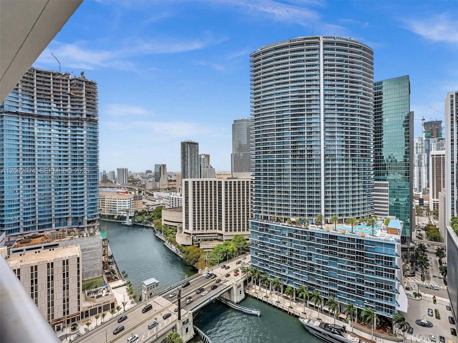 475 Brickell Ave # 2715