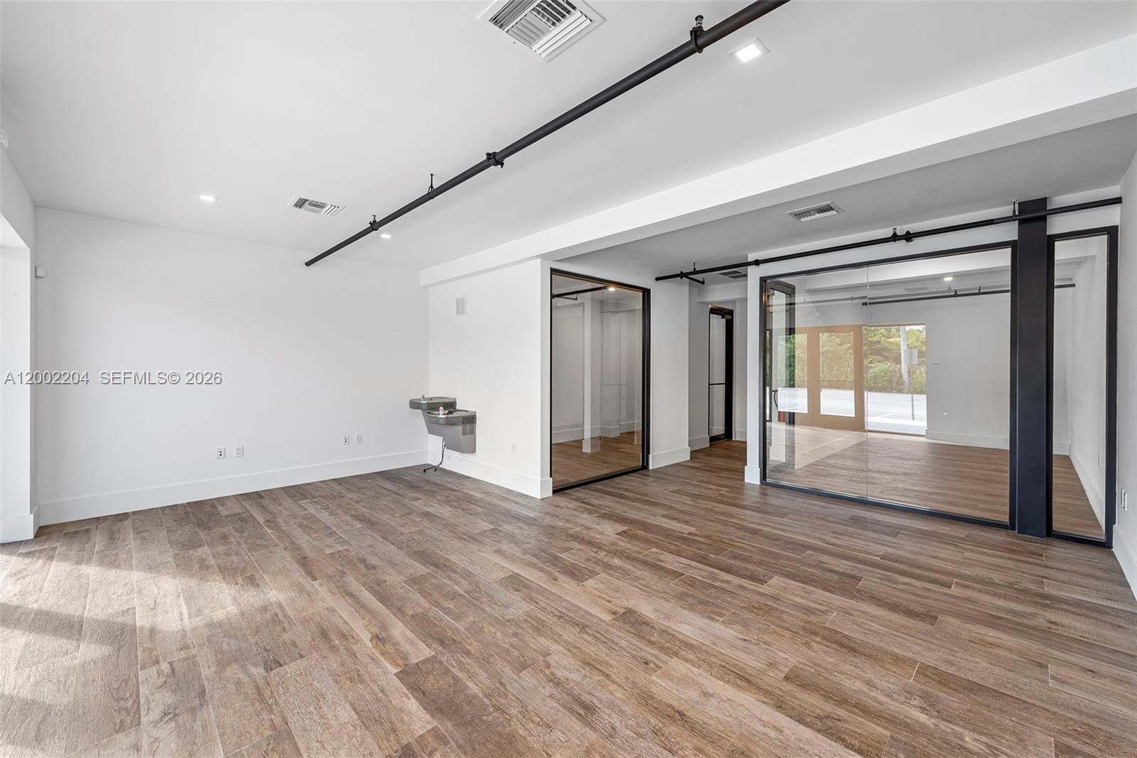 3080 Sheridan St Warehouse + Office