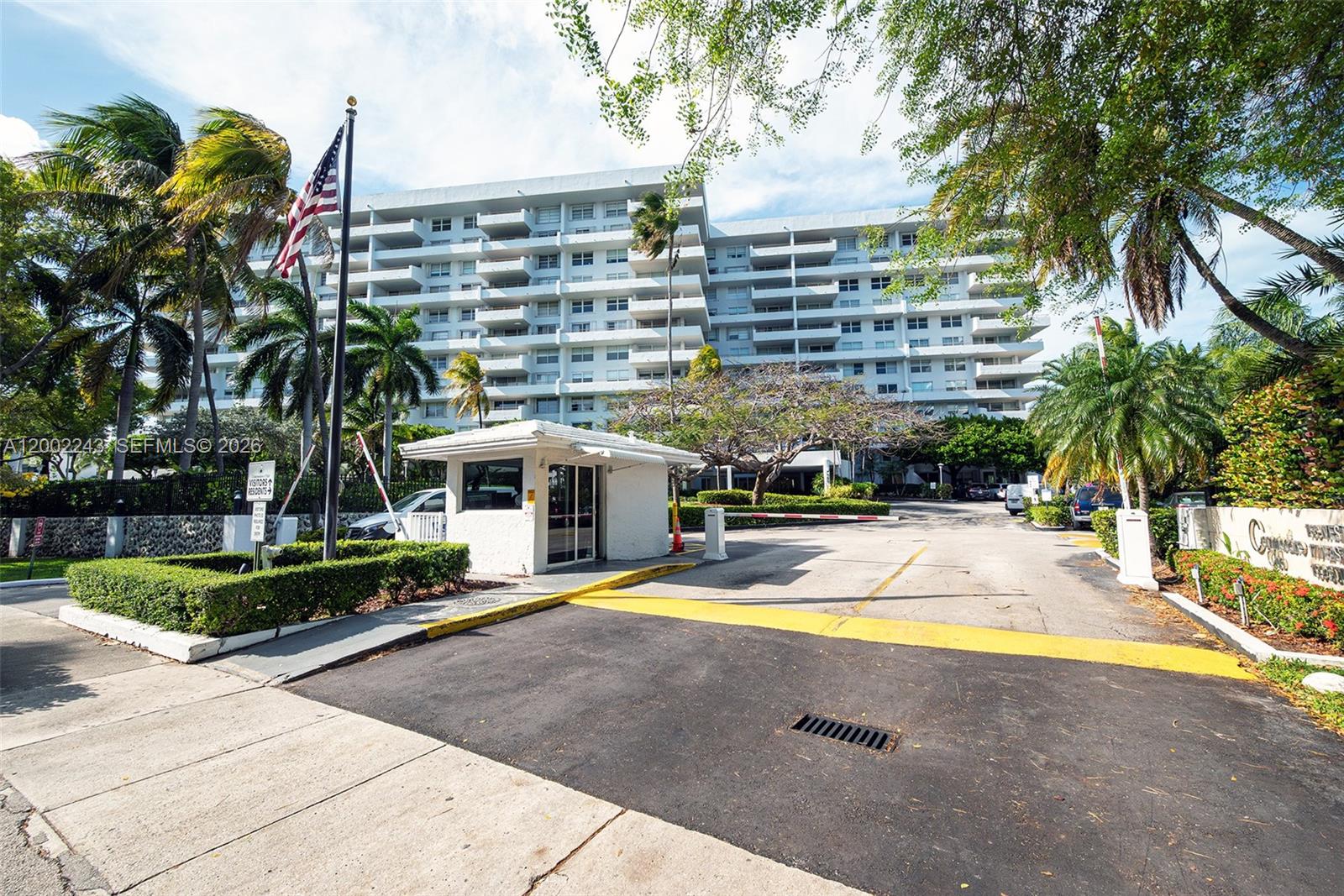 155 OCEAN LANE DR # 1101