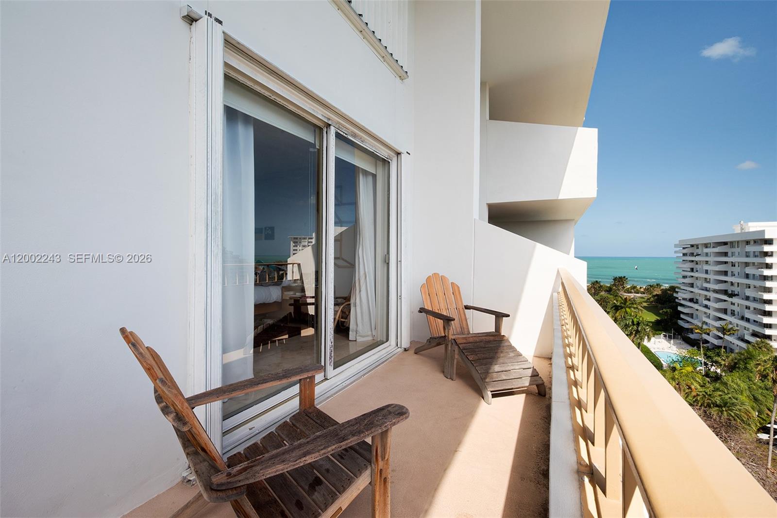 155 OCEAN LANE DR # 1101