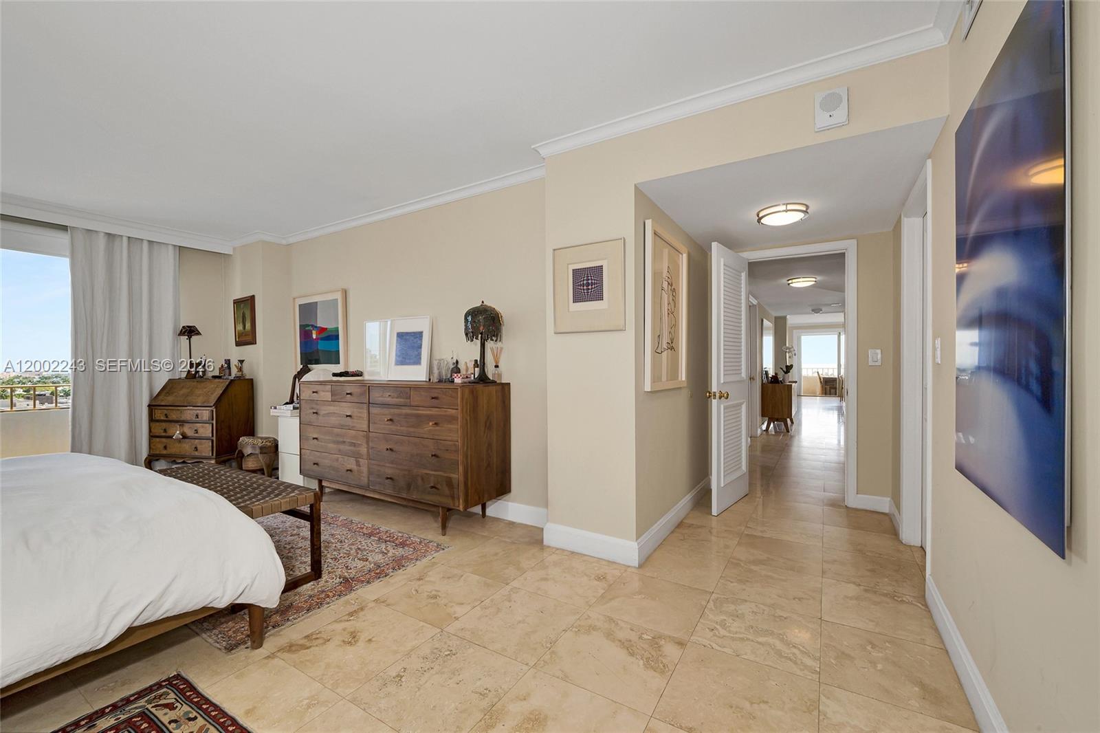 155 OCEAN LANE DR # 1101