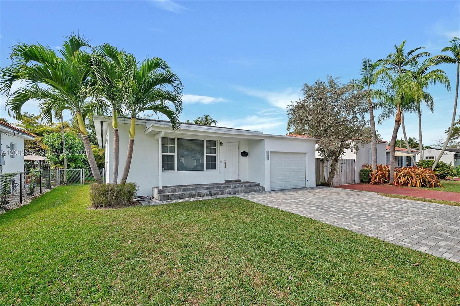 3604 SW 60th Ave