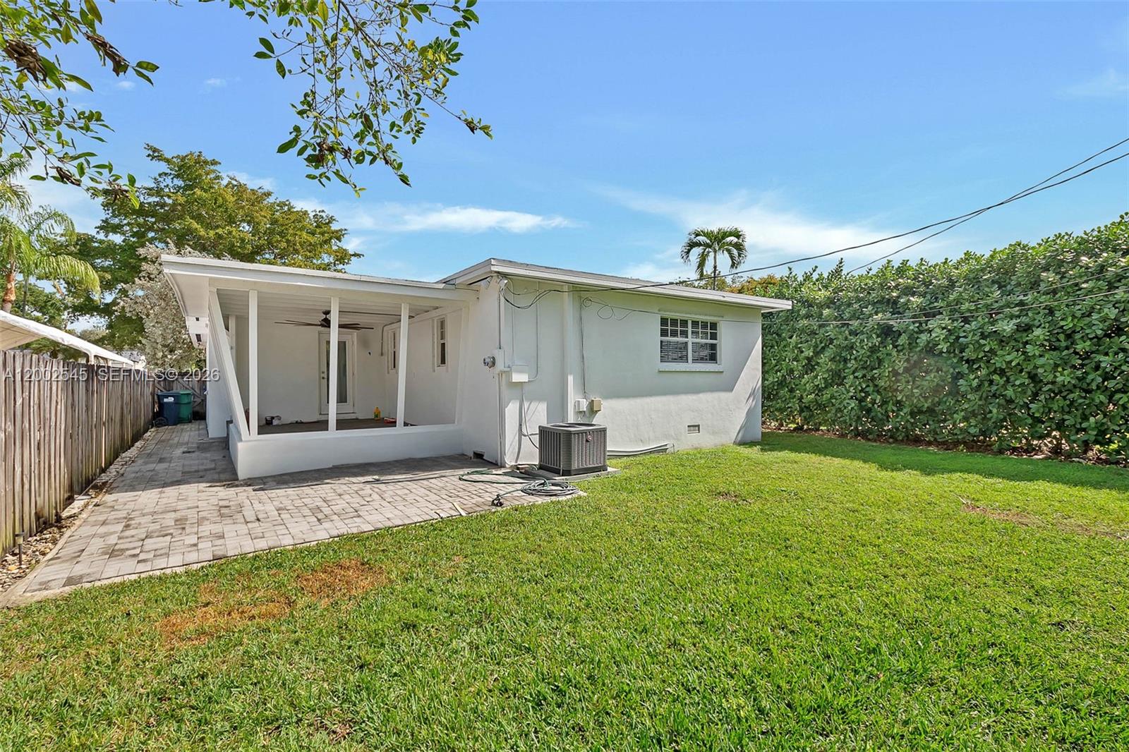 3604 SW 60th Ave