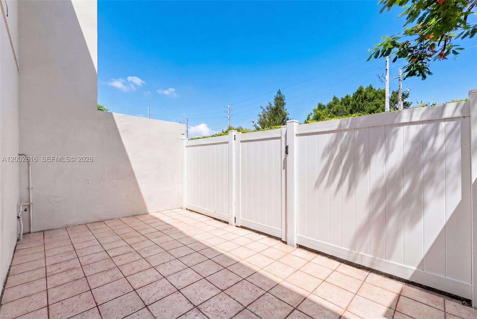 5555 Ludlam Rd # 23