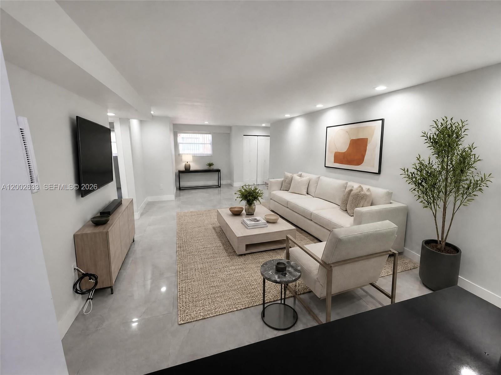 199 SW 12th Ave # C Unit: 501-C