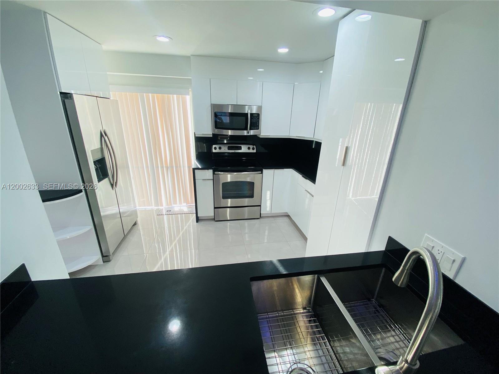 199 SW 12th Ave # C Unit: 501-C