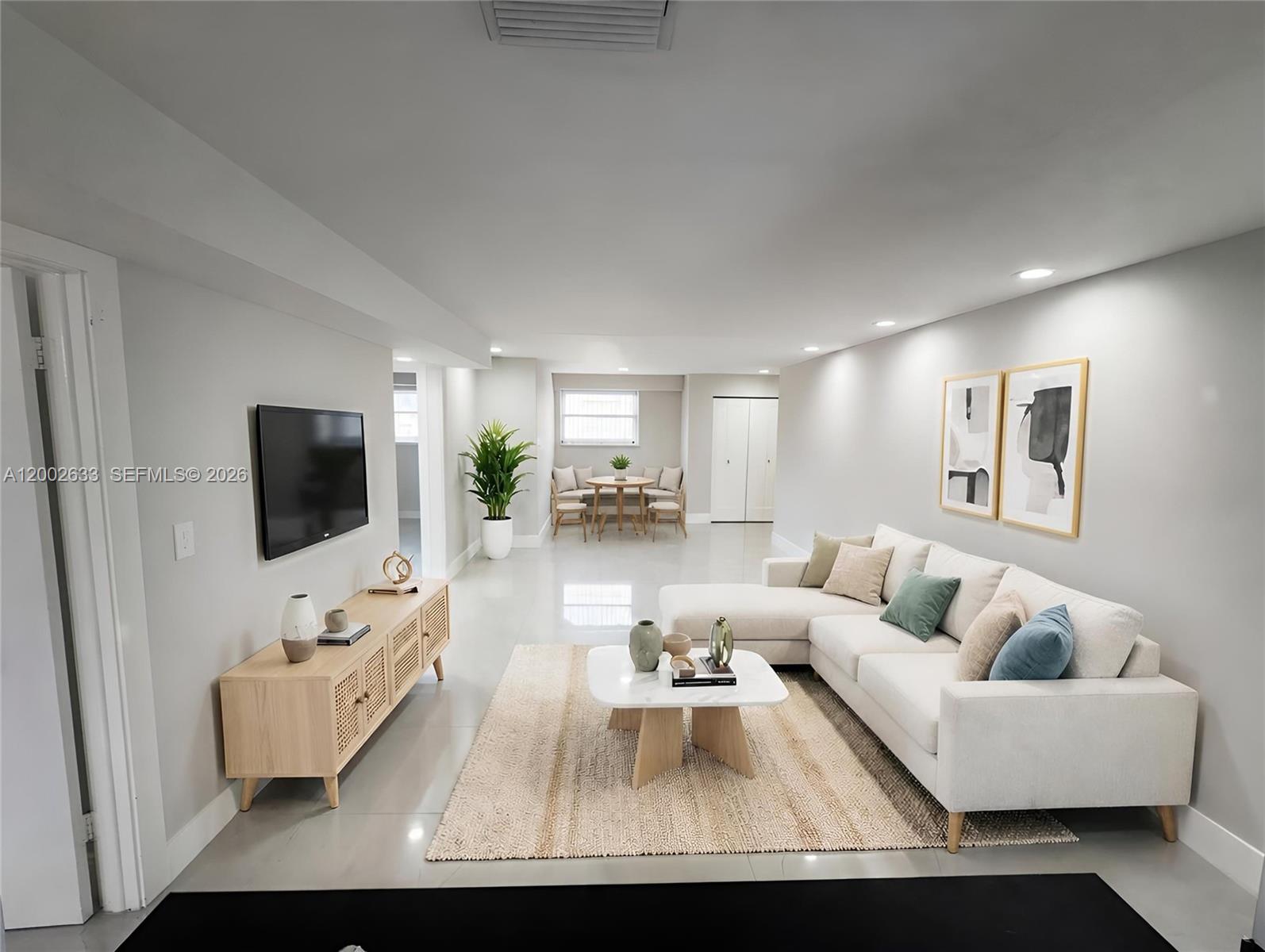 199 SW 12th Ave # C Unit: 501-C