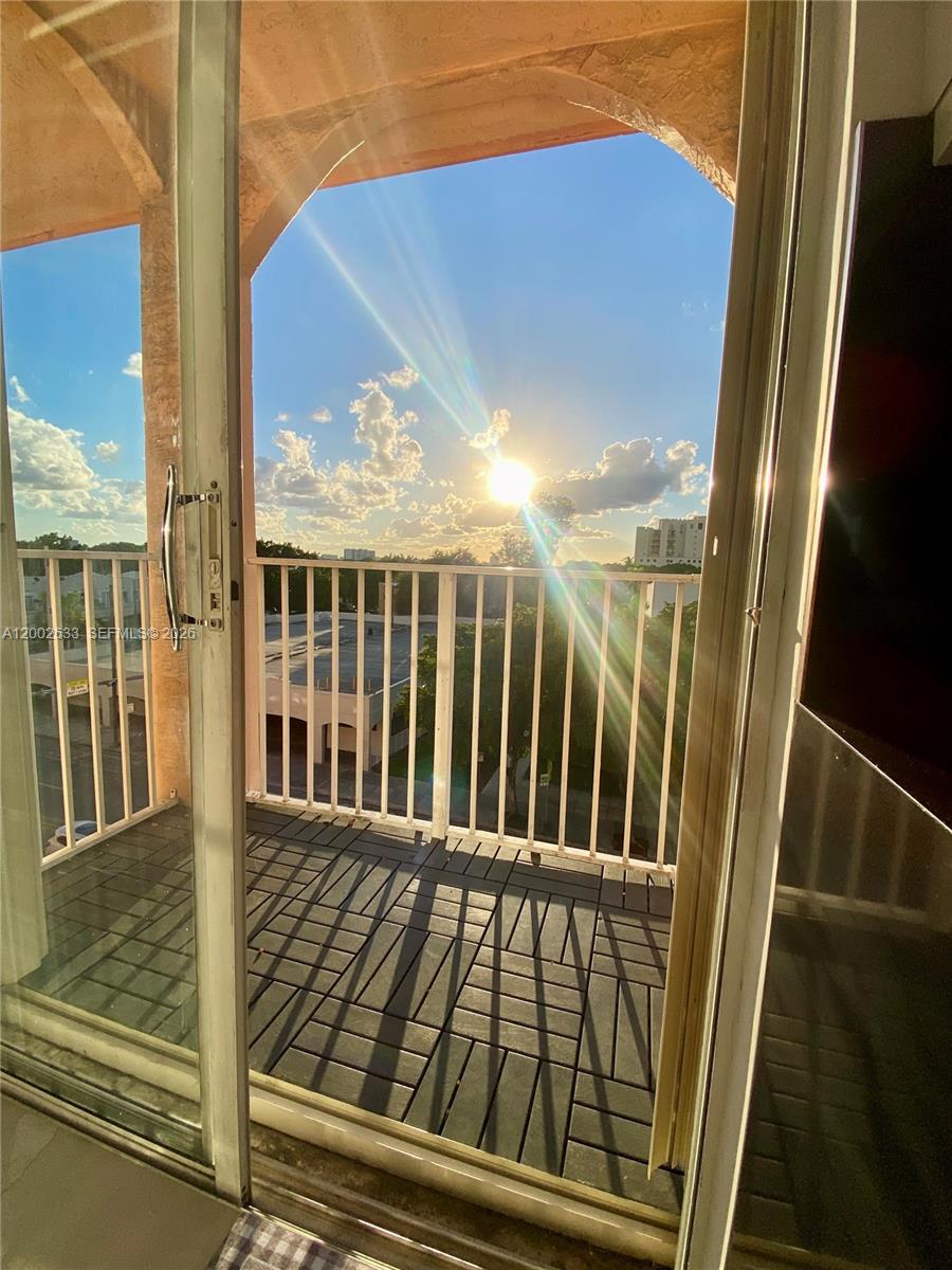 199 SW 12th Ave # C Unit: 501-C