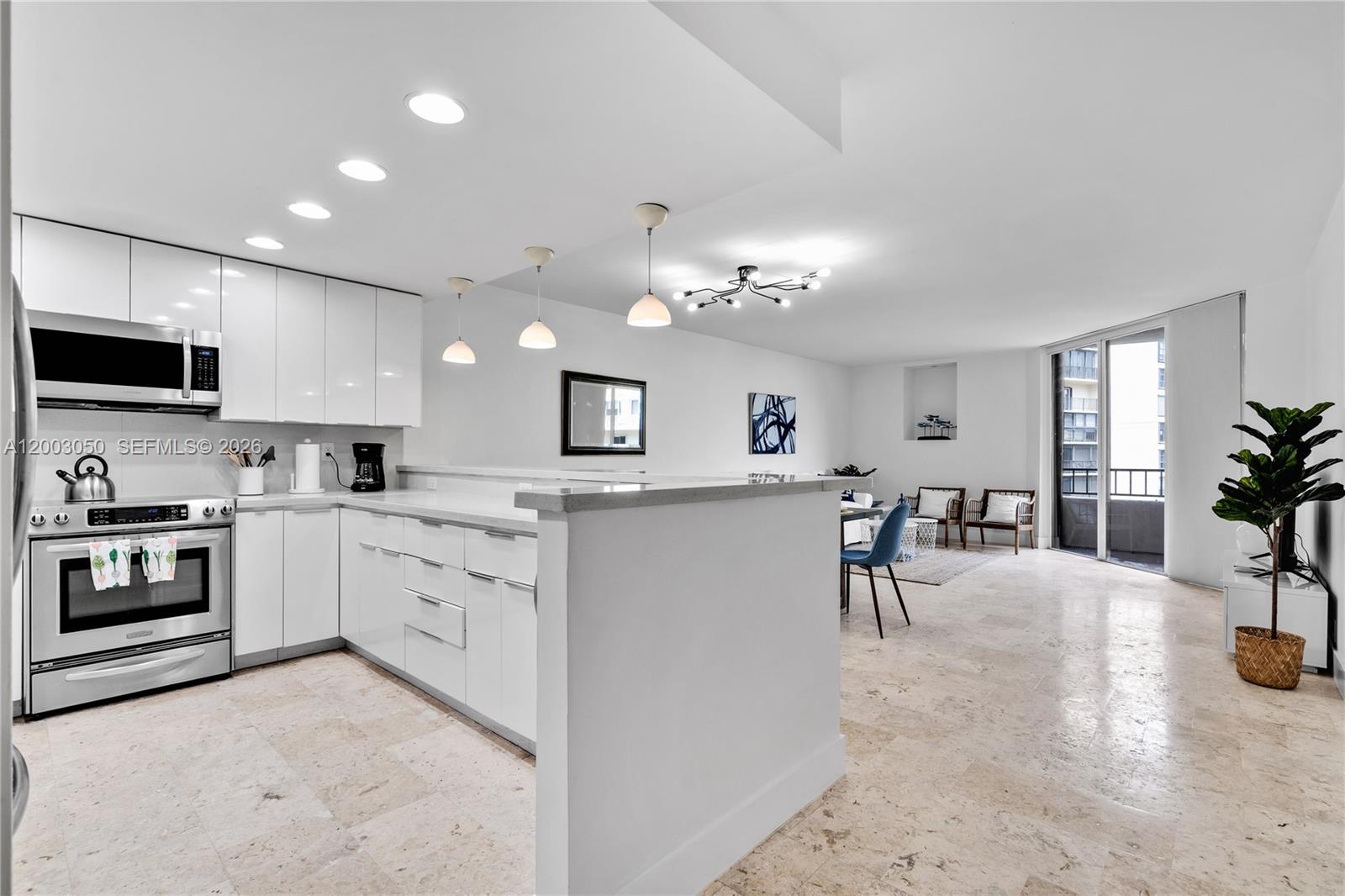 101 Crandon Blvd # 367