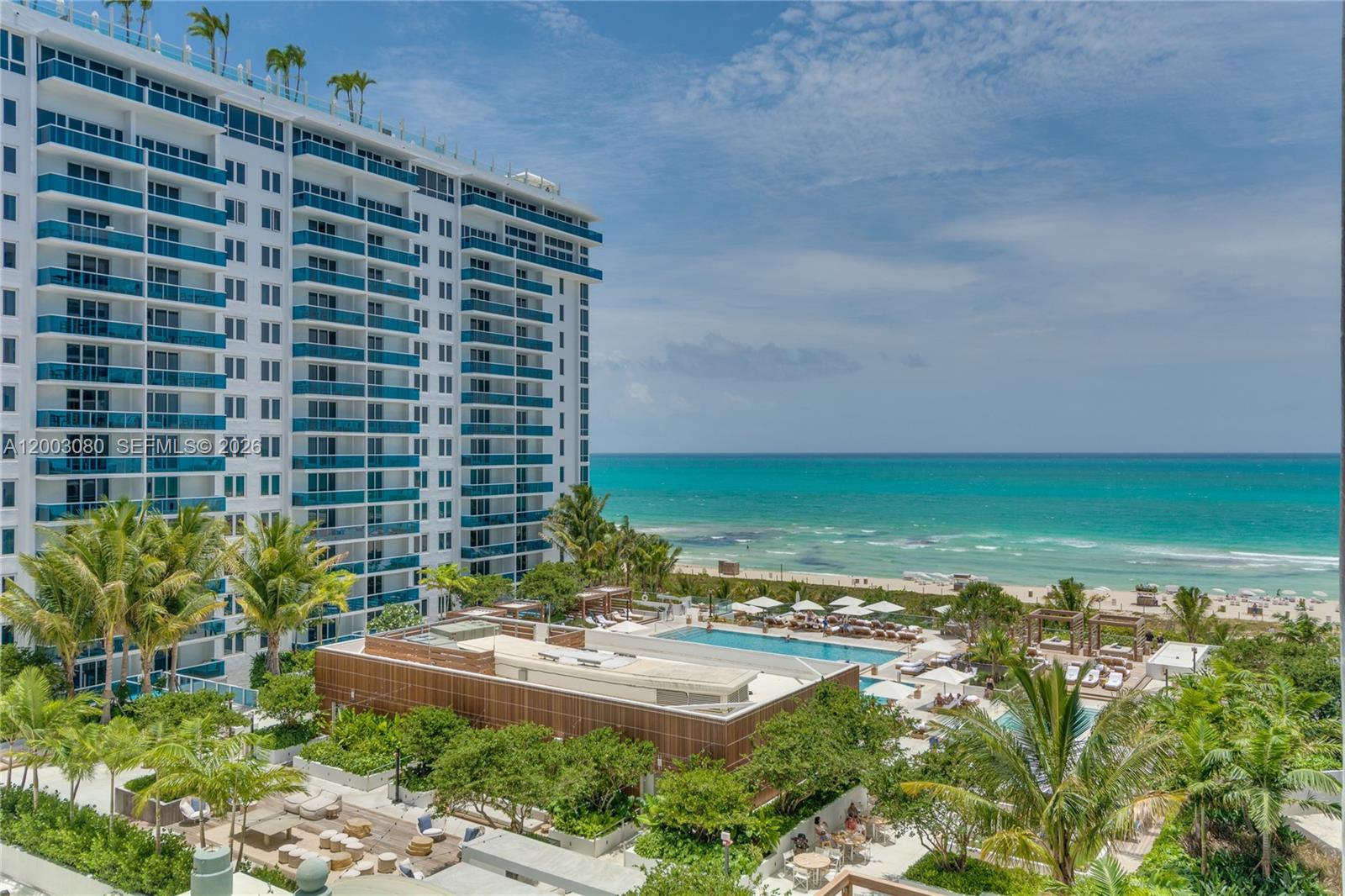 2301 Collins Ave # 1009