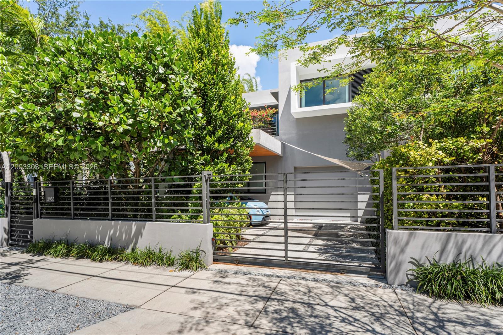 2955 Shipping Ave # 2955