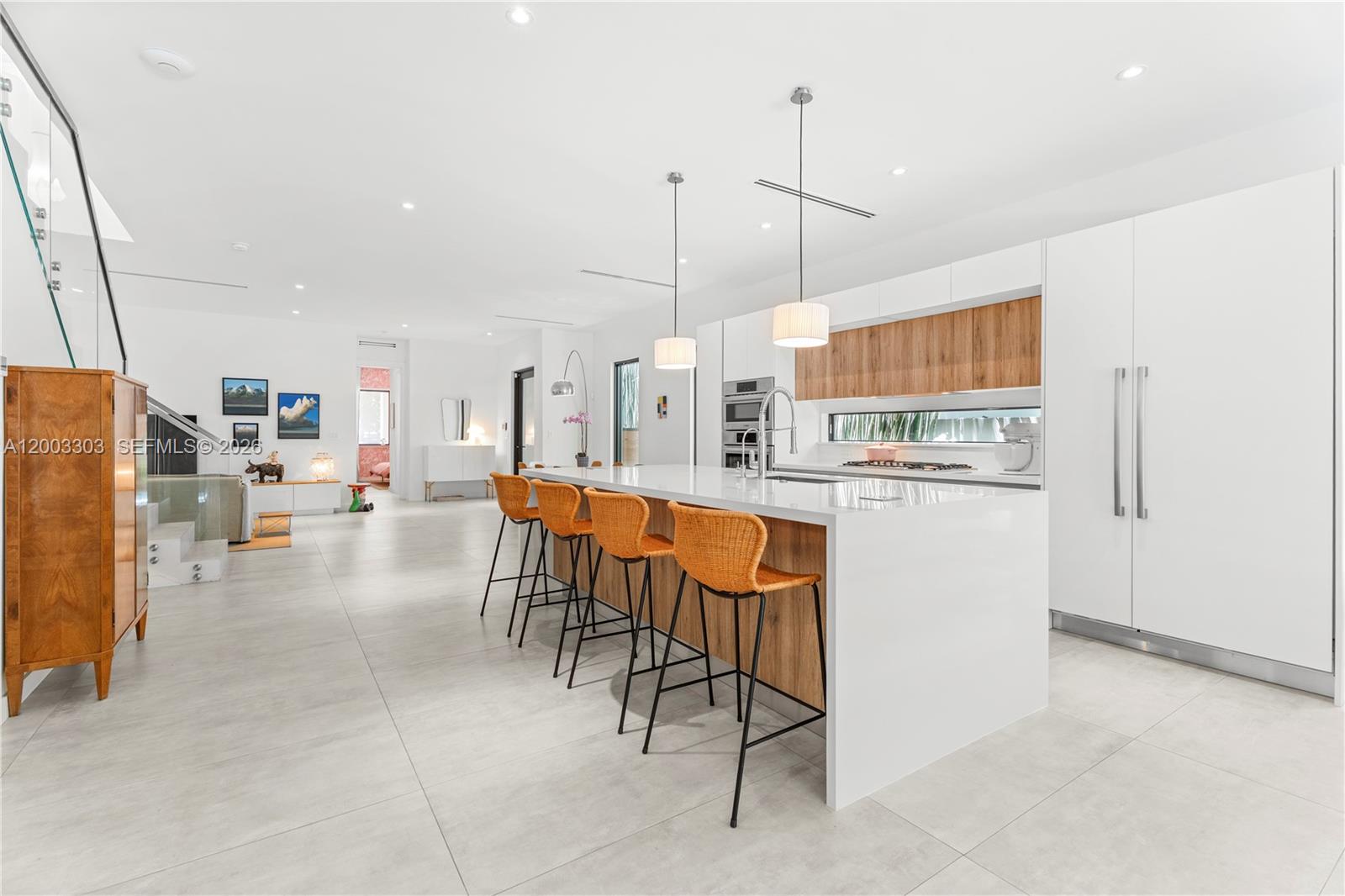 2955 Shipping Ave # 2955